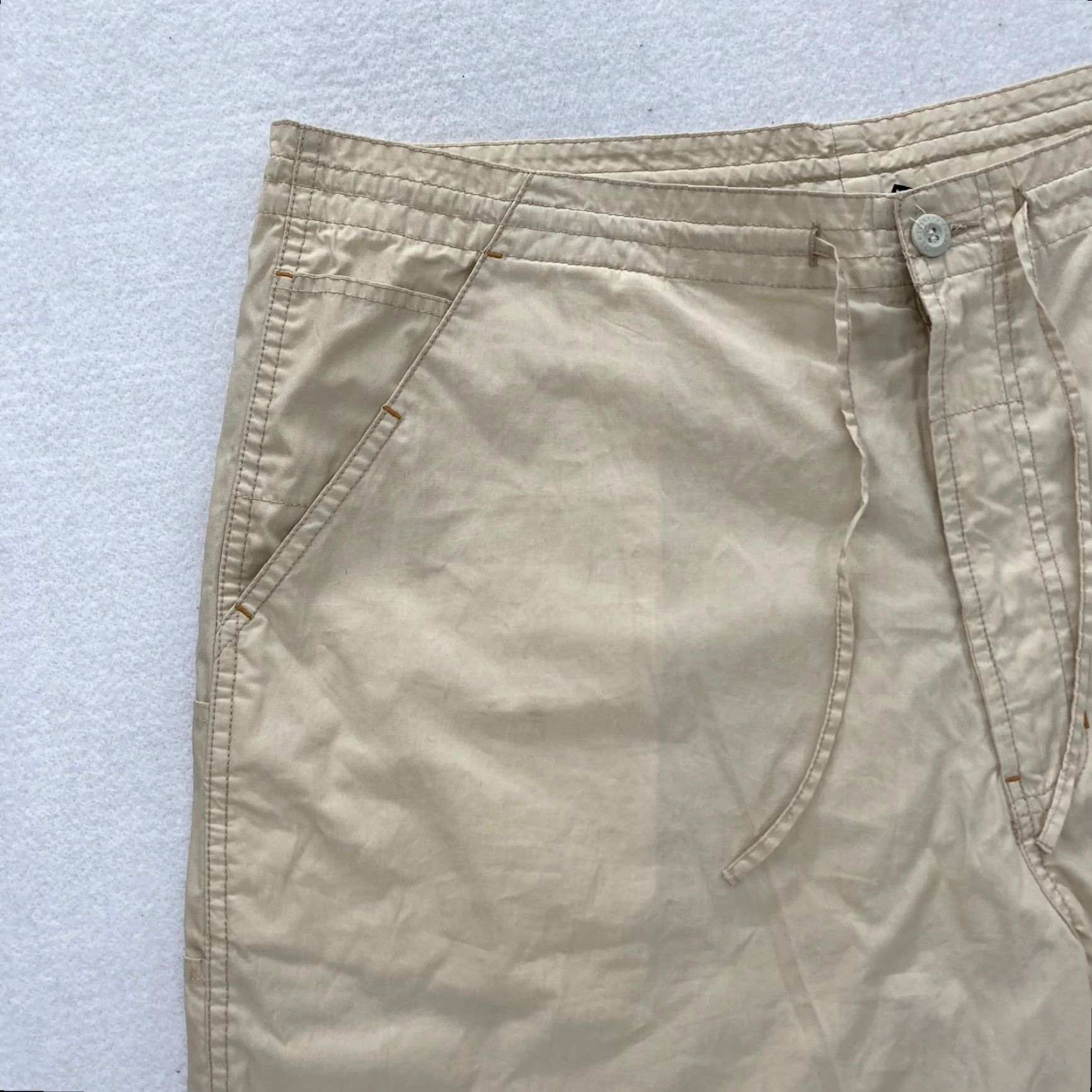 Tommy Hilfiger VINTAGE Tommy Jeans Shorts Mens XL Beige Khaki Flat Front Chino Y2K 2000 NWT Size US 36 / EU 52 - 2 Thumbnail
