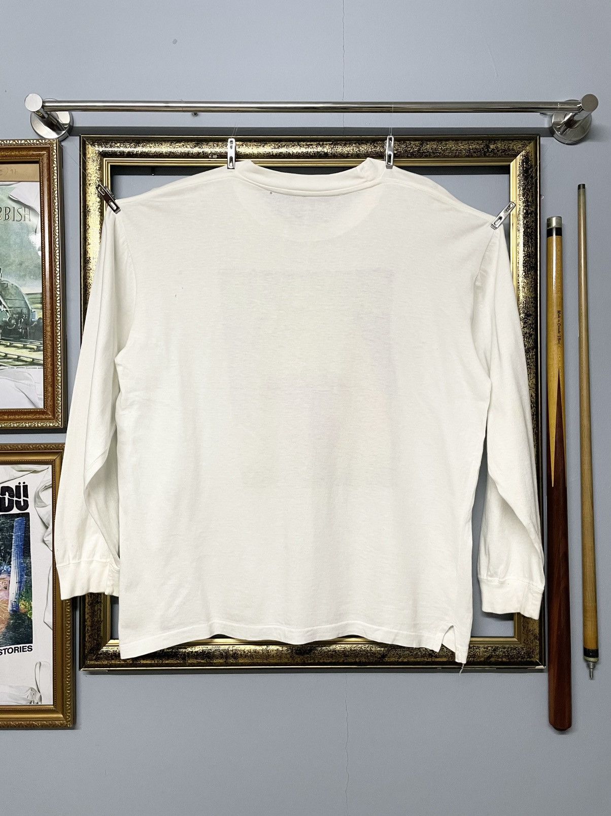 Japanese Brand Vintage 1990s ‘Gorrila’ Save The Great Animals Photo Tshirt Size US M / EU 48-50 / 2 - 9 Thumbnail