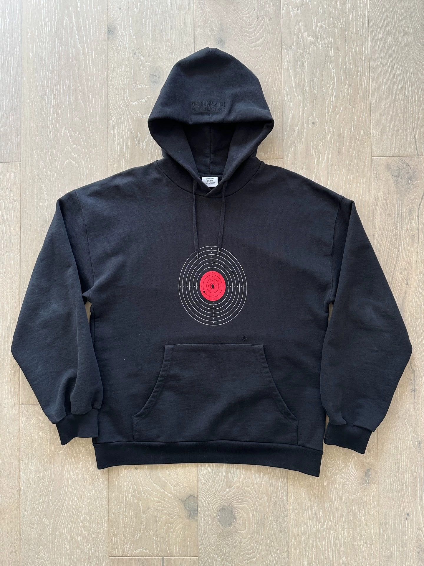 Vetements Vetements 19SS bullseye print bullet hole damage hoodie -DMC Size US S / EU 44-46 / 1 - 1 Thumbnail