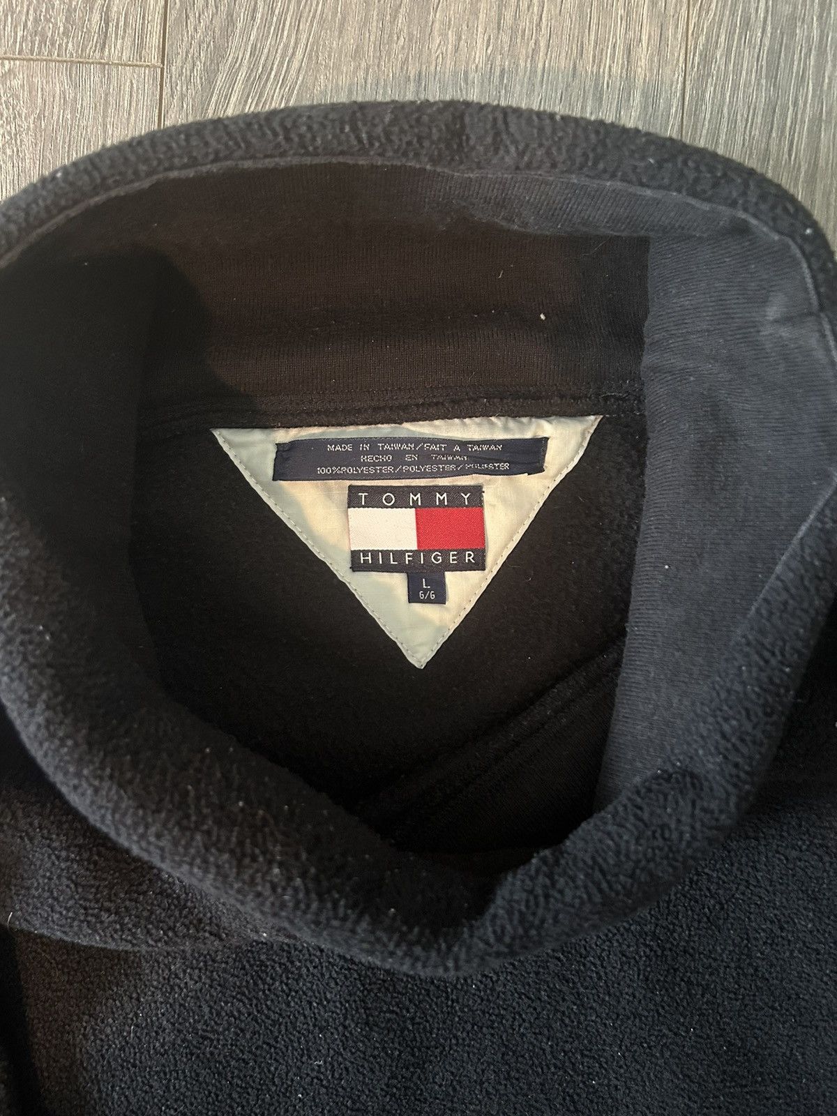 Tommy Hilfiger × Vintage Vintage Tommy Hilfiger Fleece Pullover Size US L / EU 52-54 / 3 - 4 Thumbnail