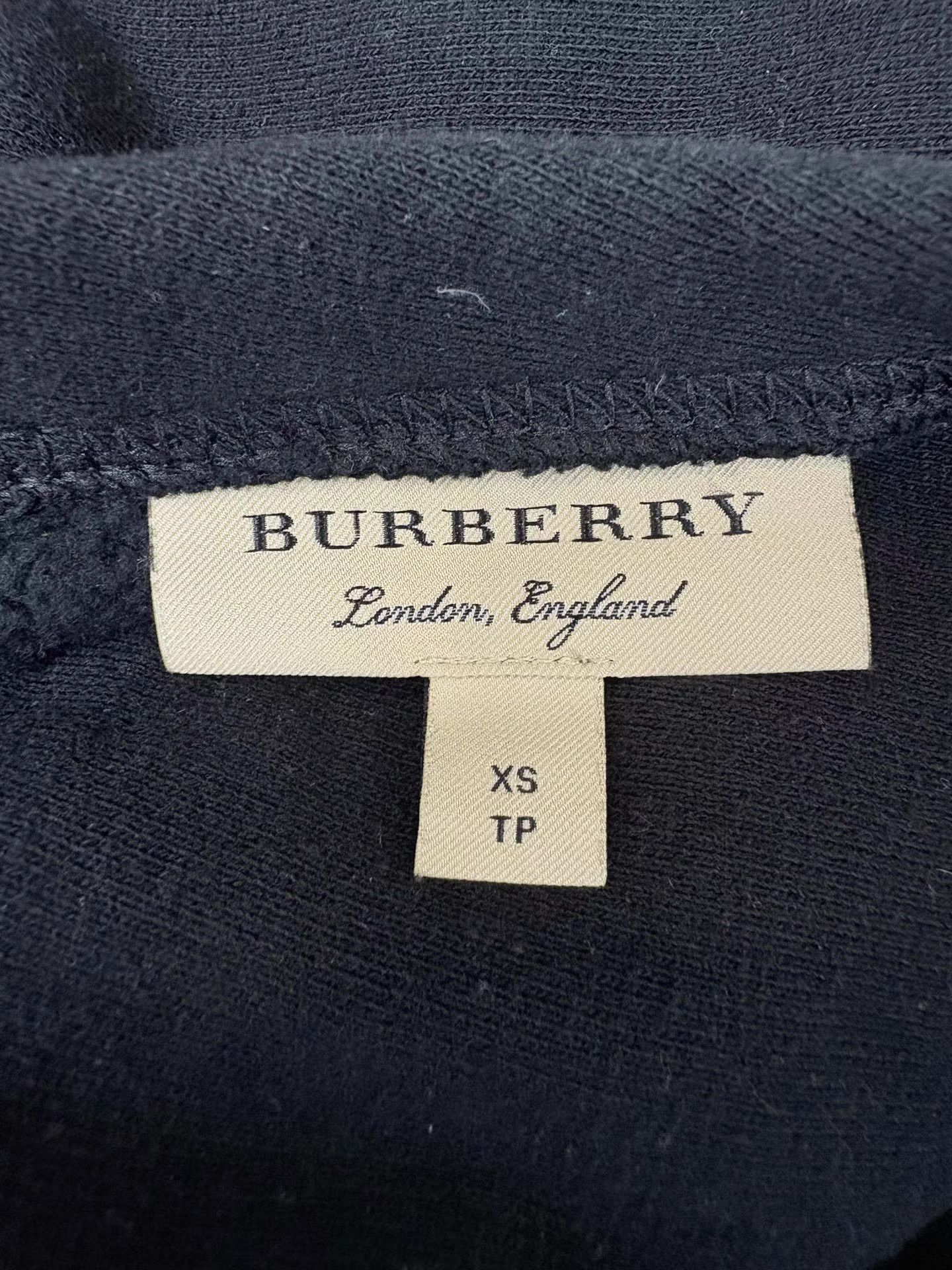 Burberry BURBERRY Diamond Quilted Reversible Padded Coat Size US XS / EU 42 / 0 - 7 Thumbnail