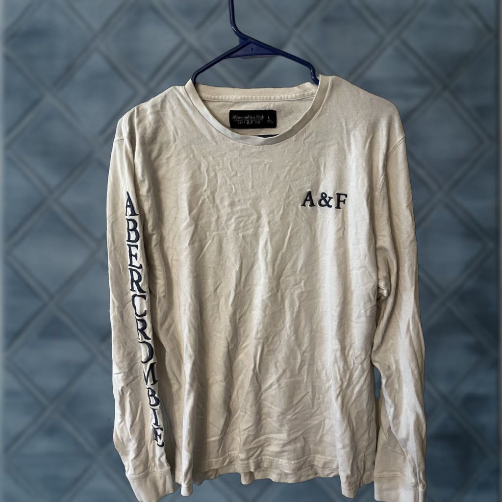 Abercrombie & Fitch Abercrombie & Fitch T-Shirt Men Long Sleeve White Large Crew Neck Embroidered Logo A&F Fleece Size US L / EU 52-54 / 3 - 1 Thumbnail