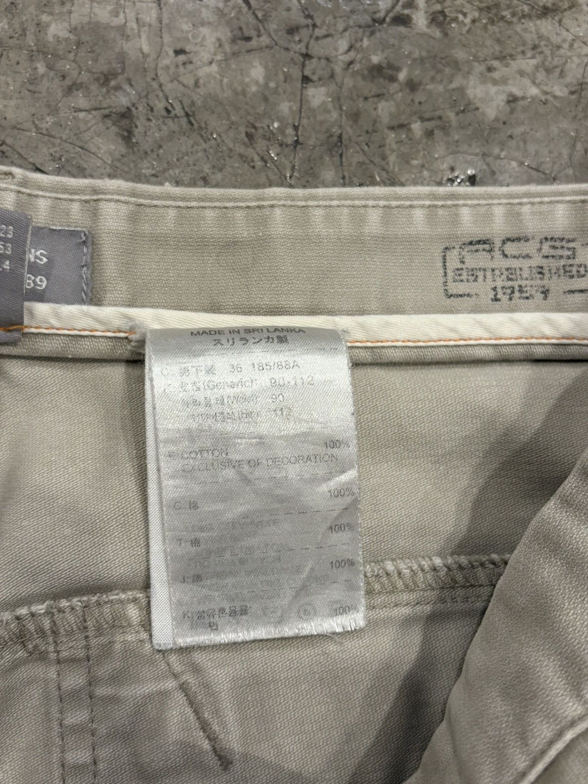 Nike ACG Vintage Nike ACG Beige Cargo Shorts Size US 36 / EU 52 - 12 Thumbnail