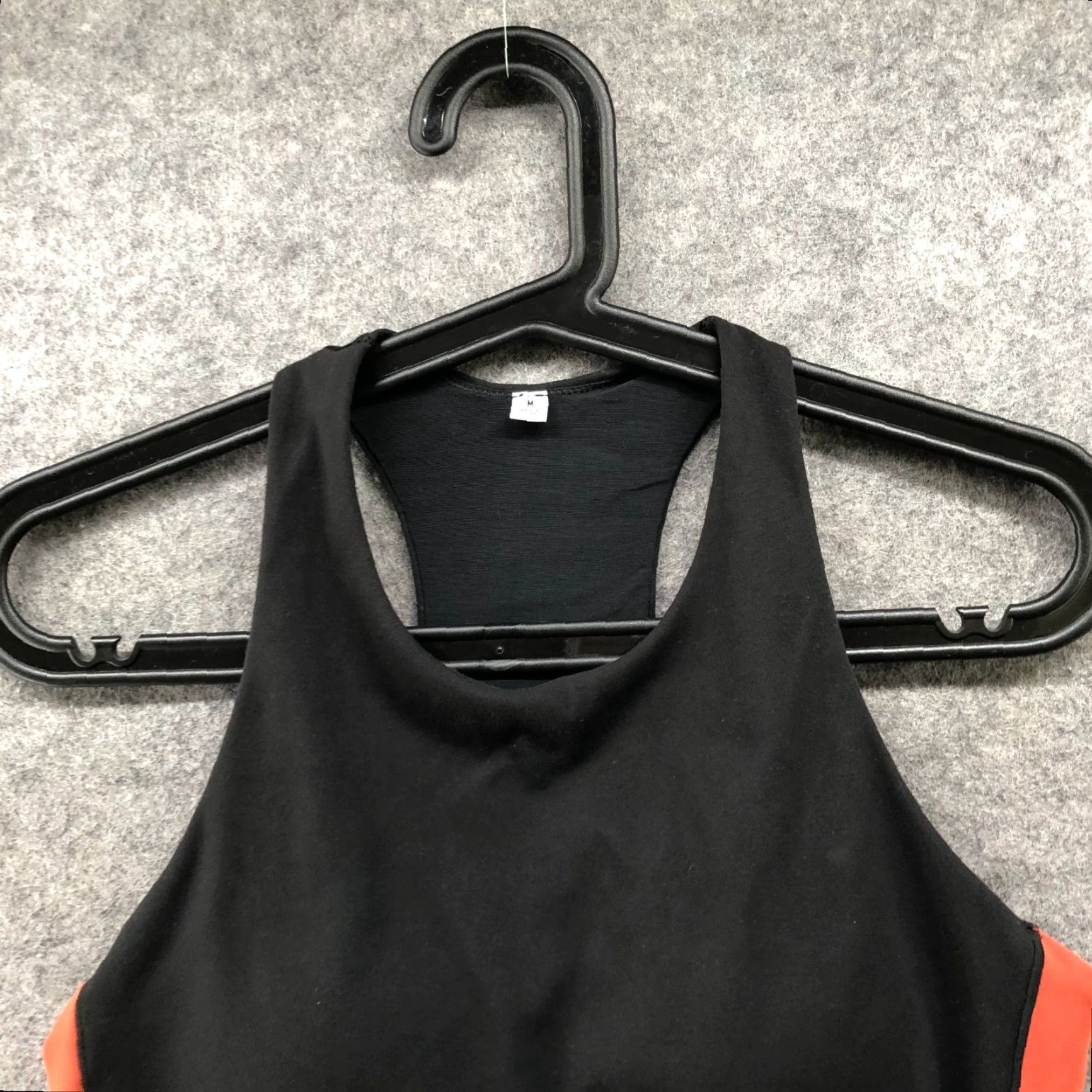 Uniqlo Uniqlo JW Anderson Bra Tank Top Womens M Cropped Active Black Orange Size M / US 6-8 / IT 42-44 - 3 Thumbnail