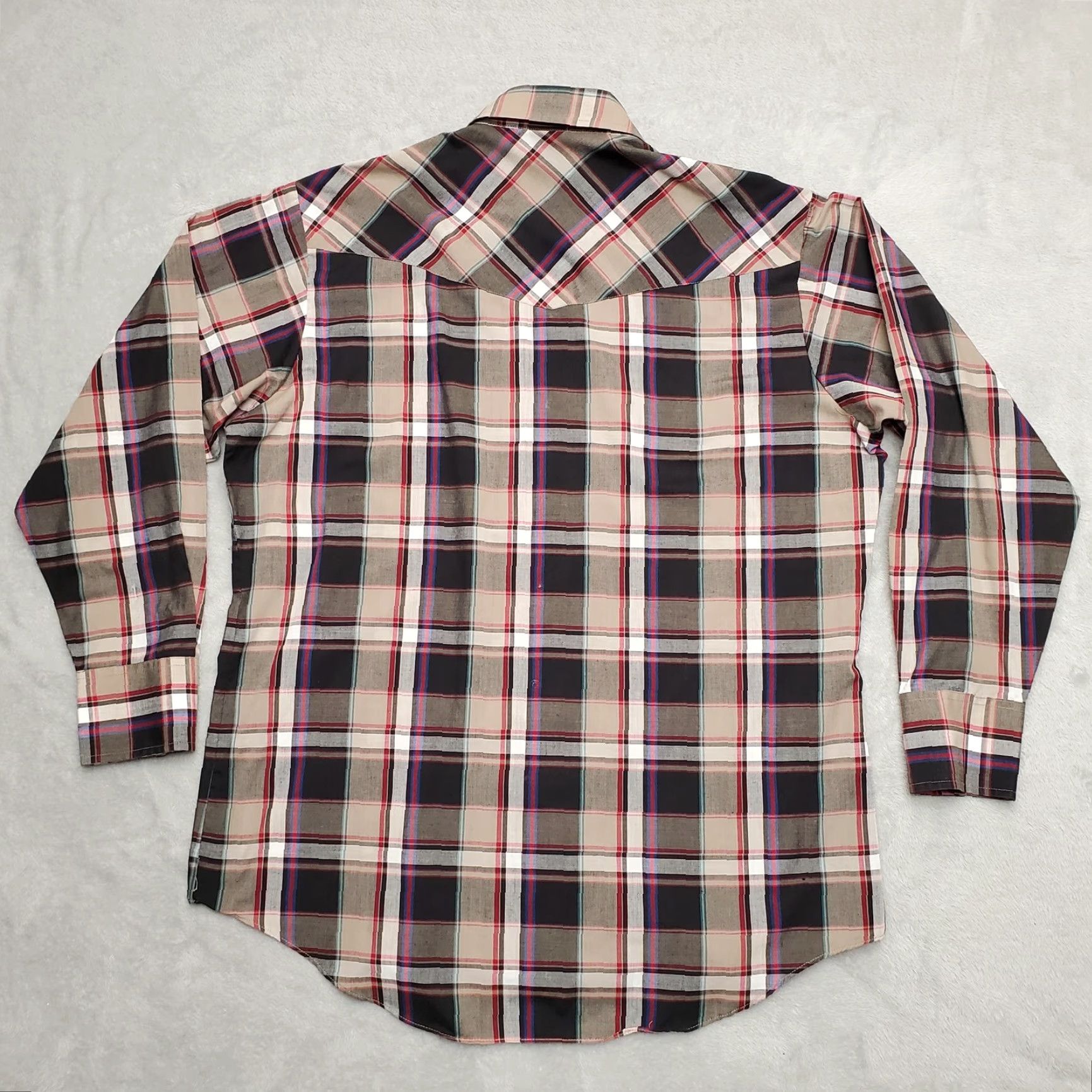 Vintage VINTAGE Ely Cattleman Shirt Men 16.5 Green Plaid Pearl Snap Cowboy Western Shirt Mens Green Plaid Pearl Snap Ely Cattleman 16.5 Vintage Size US XL / EU 56 / 4 - 7 Thumbnail