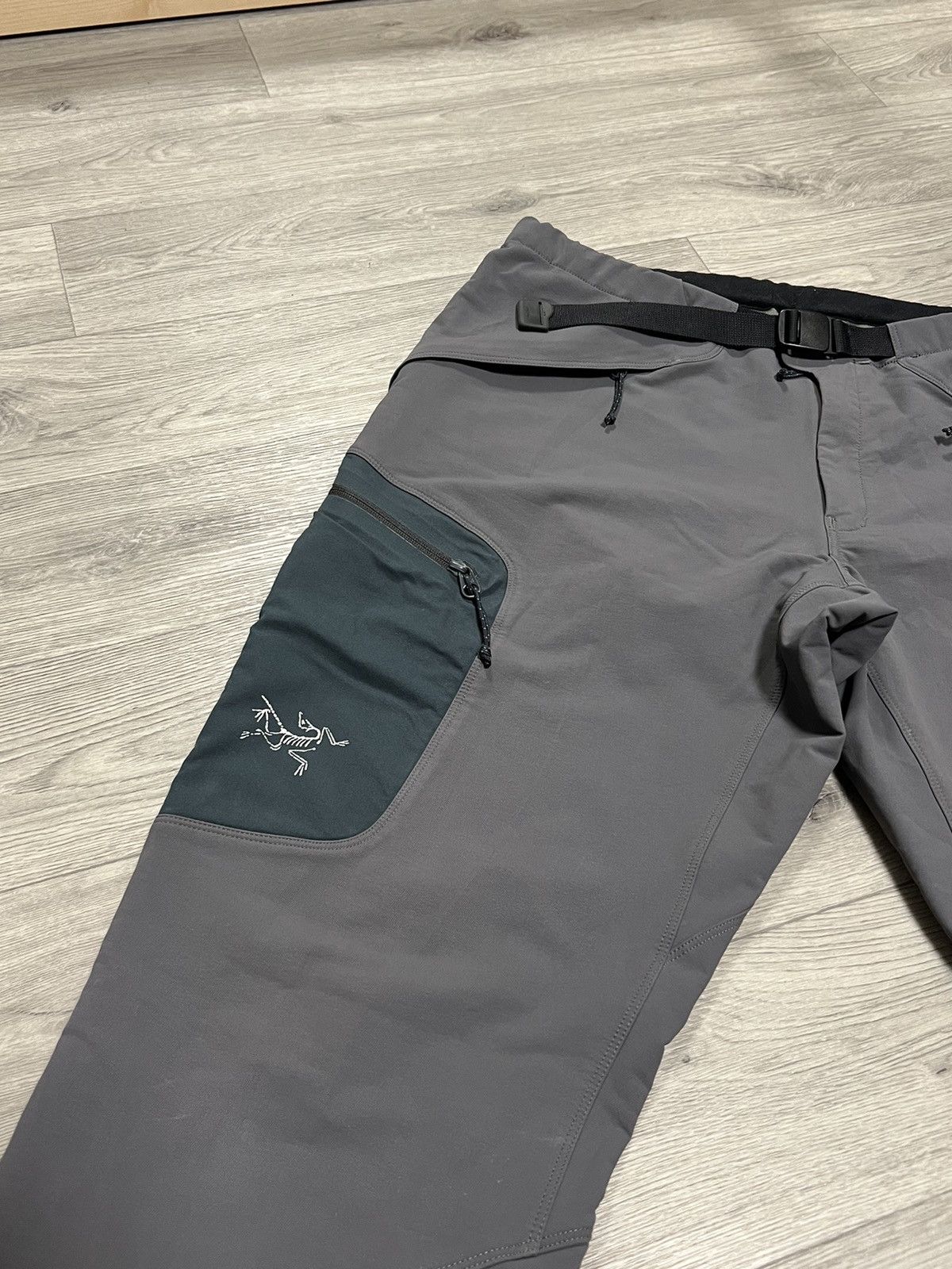 Arc'teryx ARCTERYX HIKING SOFT SHELL PANTS Size US 34 / EU 50 - 2 Thumbnail