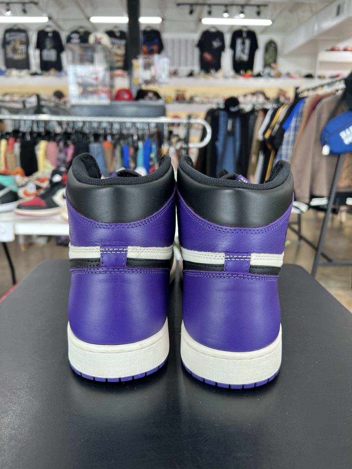 Jordan Brand × Nike Air Jordan 1 Court Purple Sz. 13 (2018) Size US 13 / EU 46 - 5 Thumbnail
