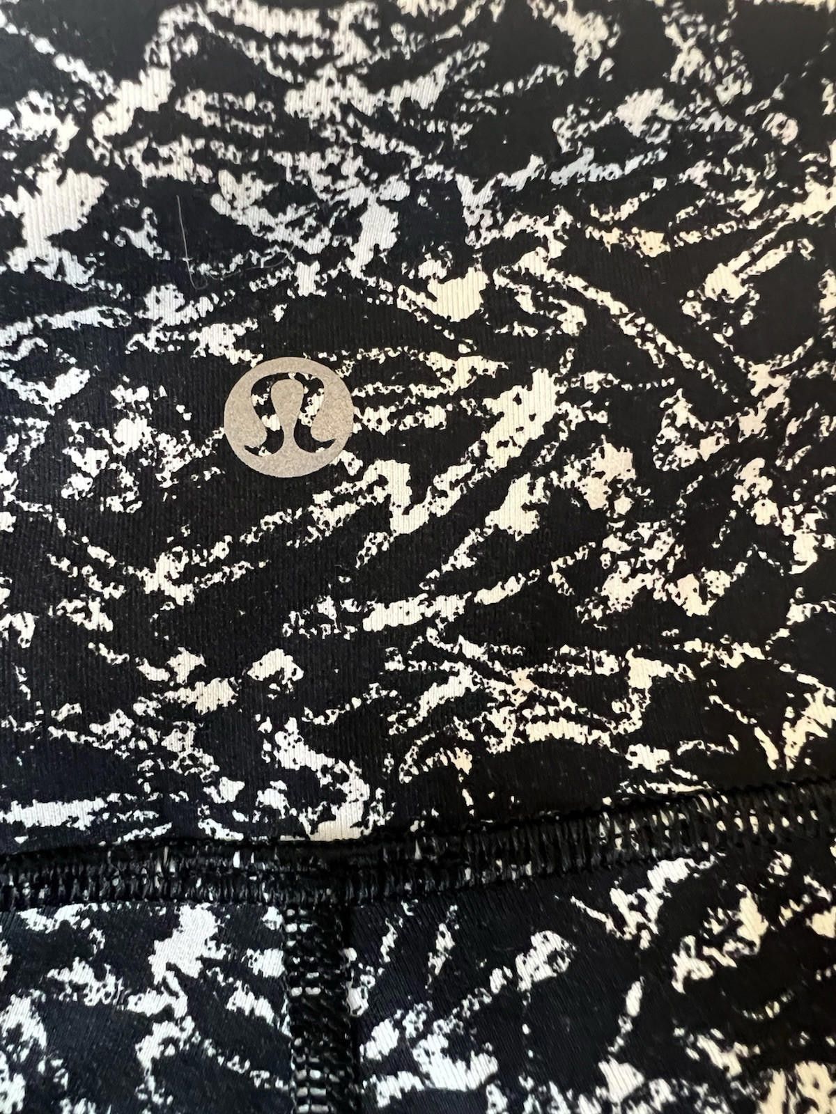 Designer lululemon leggings Sz 10 Full Length Size 32" / US 10 / IT 46 - 3 Thumbnail