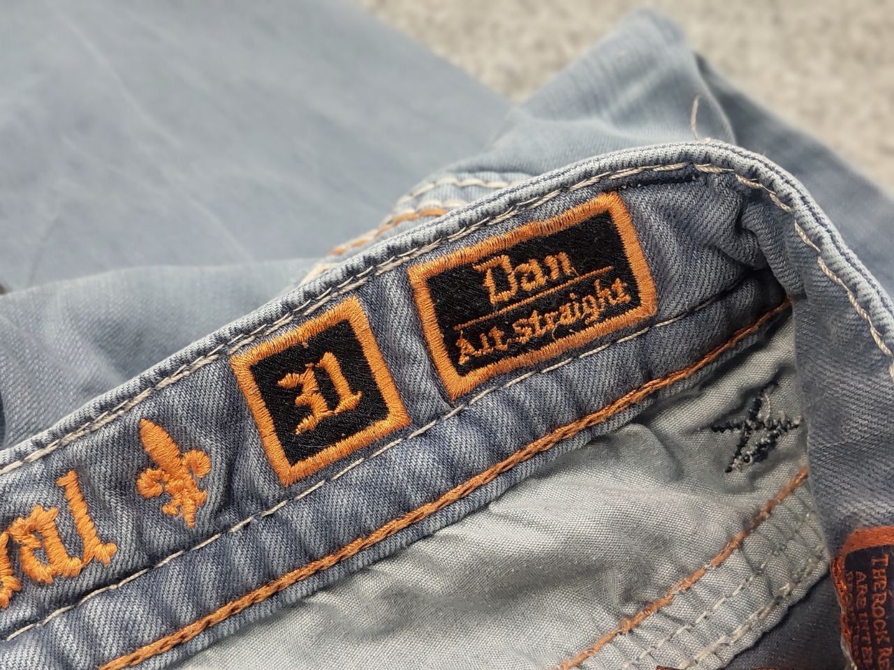 Rock Revival Vintage Rock Revival Embroidered Logo Faded denim Jeans Y2K Size US 31 - 14 Thumbnail