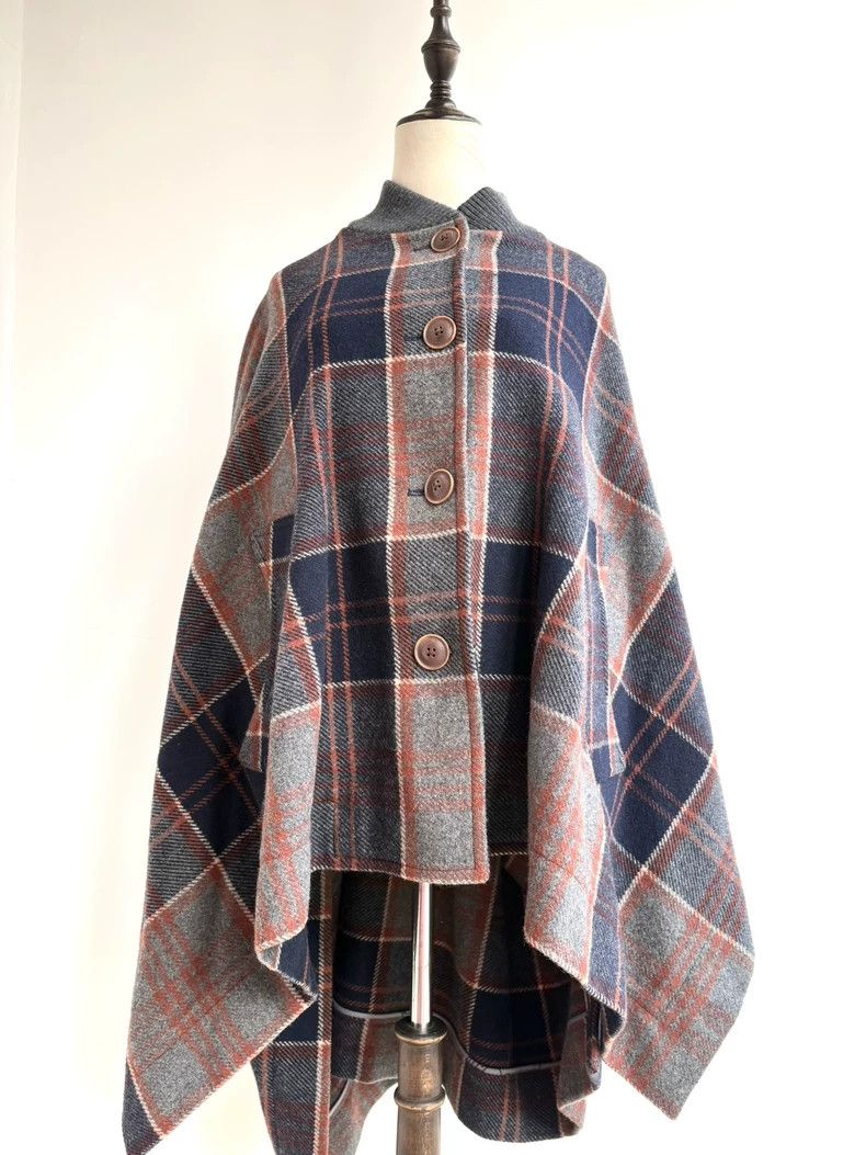 Vivienne Westwood Vivienne Westwood A tartan irregular cloak coat Size S / US 4 / IT 40 - 3 Thumbnail