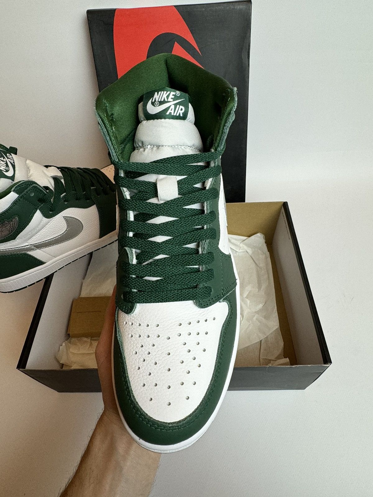 Jordan Brand × Nike New Original Nike Air Jordan 1 Retro High Og DZ5485 303 Size US 9 / EU 42 - 3 Thumbnail