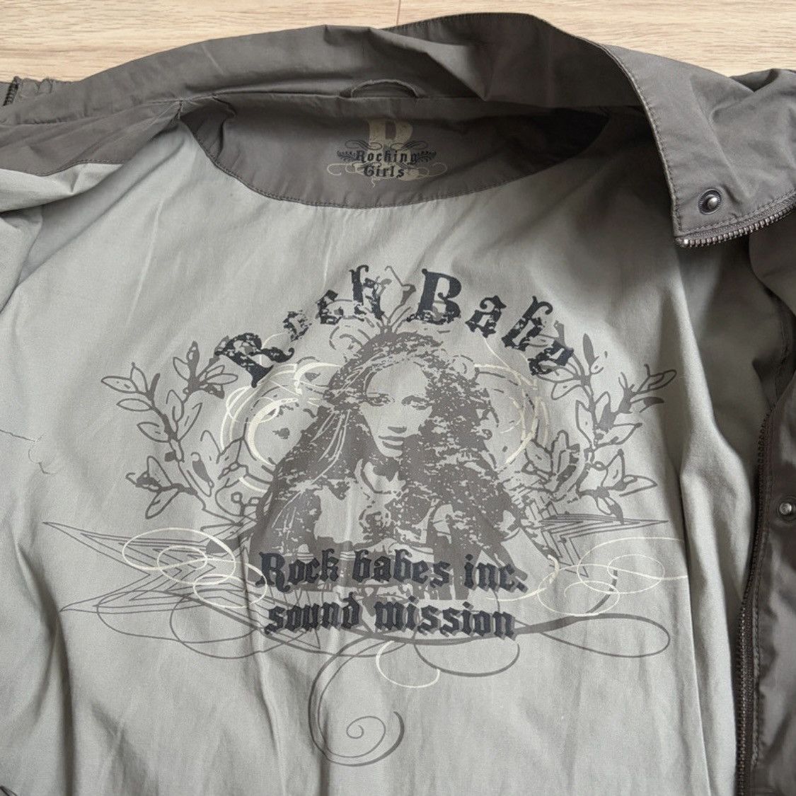Vintage Rocking girls vintage jacket y2k emo gothic opium Berlin Size M / US 6-8 / IT 42-44 - 5 Thumbnail