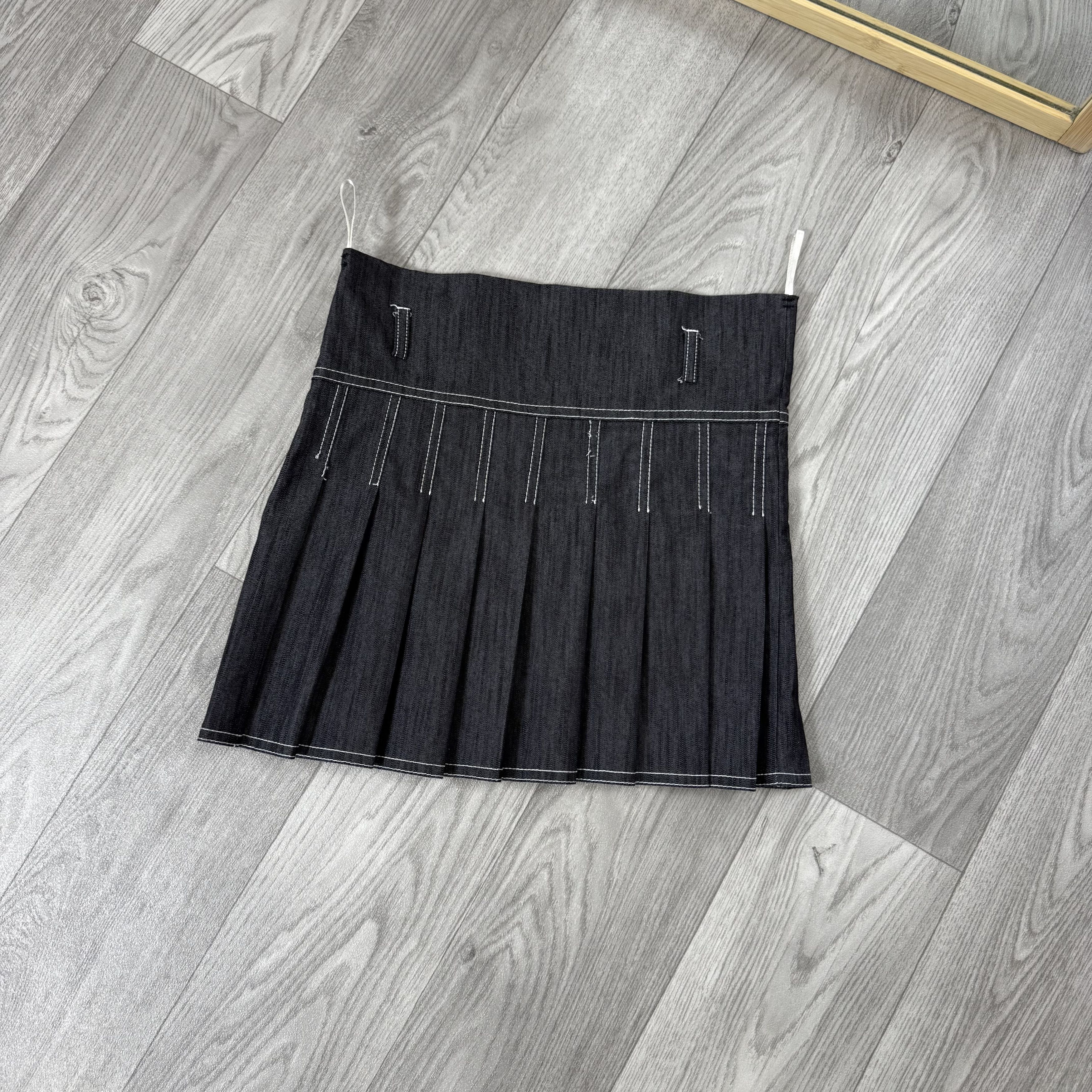 Vintage Vintage Grey Tennis Y2K Mini Skirt Size 26" / US 2 / IT 38 - 2 Thumbnail