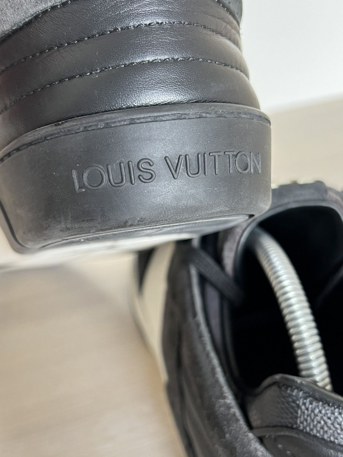 Louis Vuitton Louis Vuitton Archival Damier Leather Suede Sneakers Size US 9 / EU 42 - 15 Thumbnail