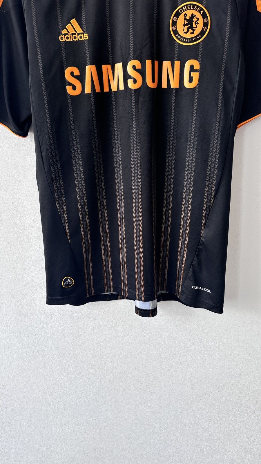 Adidas Chelsea FC 2010-11 Away Football Shirt Jersey Adidas Size M Size US M / EU 48-50 / 2 - 4 Thumbnail