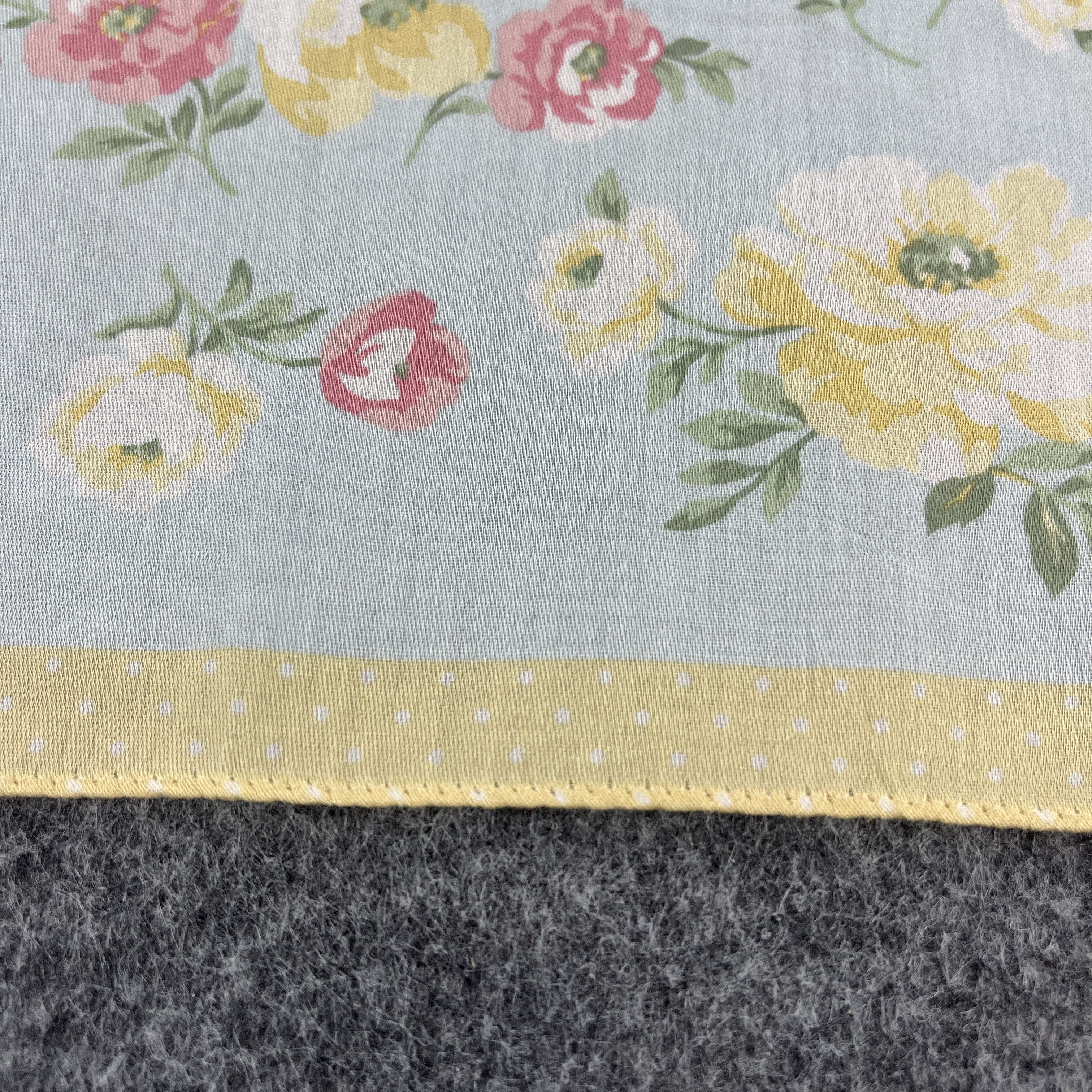 Laura Ashley Laura Ashley Handkerchief / Bandana / Neckerchief B048 Size ONE SIZE - 7 Thumbnail
