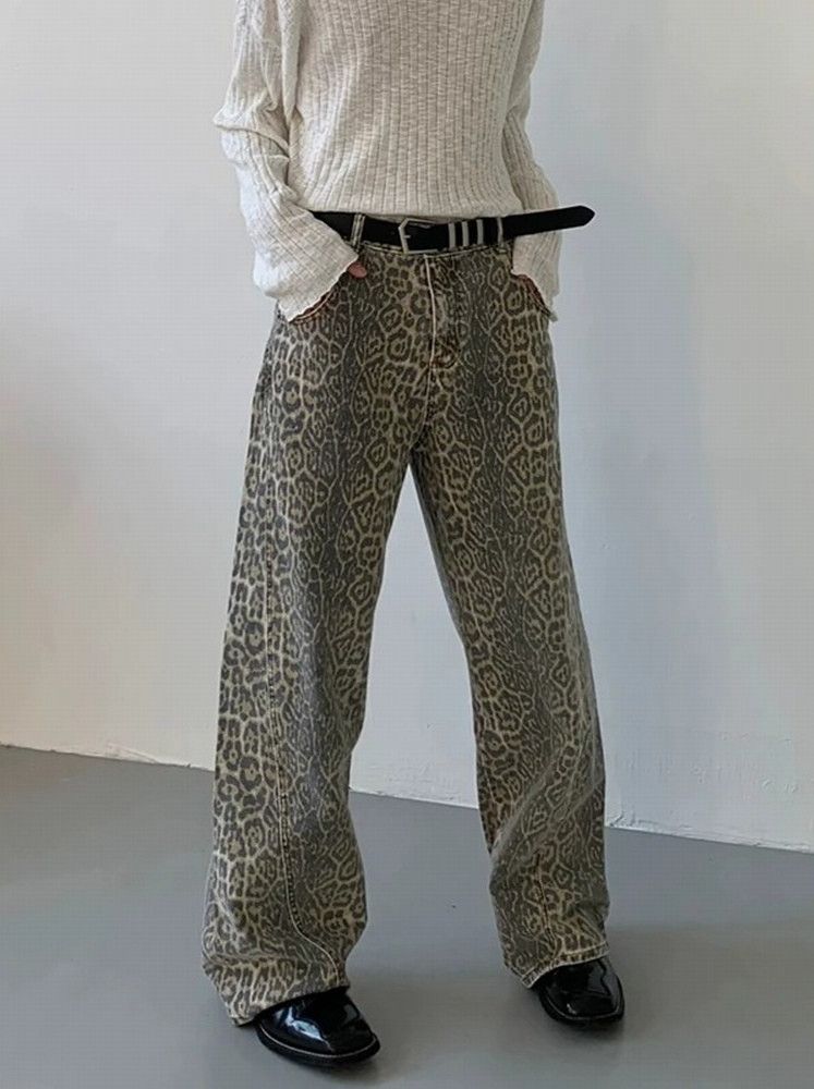 Japanese Brand Vintage Leapord Printed Washed Thin Jeans Size US 30 / EU 46 - 7 Thumbnail