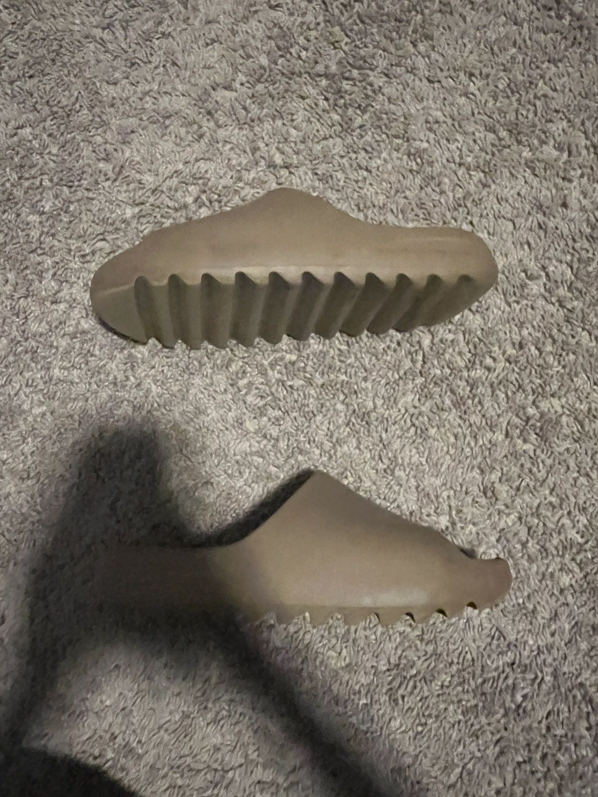 Yeezy Adidas Yeezy Slide Core Size US 10 / EU 43 - 1 Thumbnail