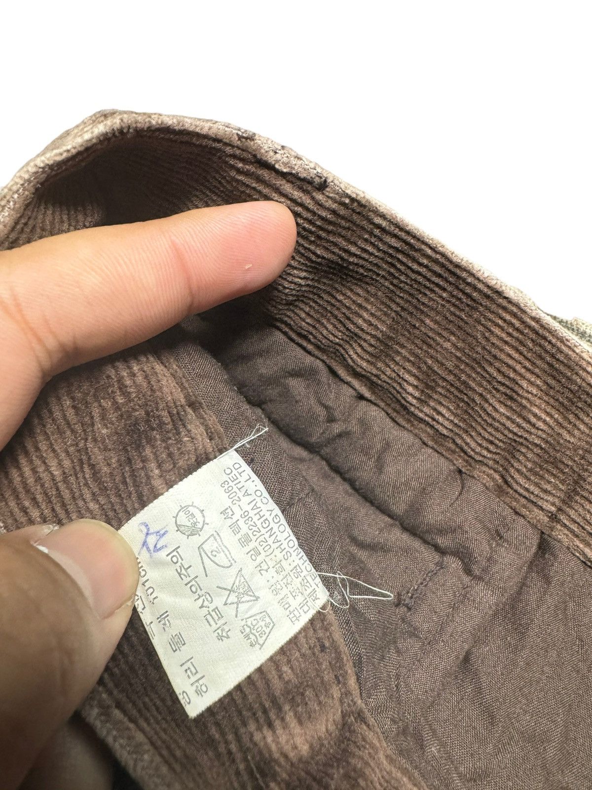 Vintage VINTAGE CHRISTIAN JOUR PARIS CORDUROY PANTS Size US 40 / EU 56 - 7 Thumbnail
