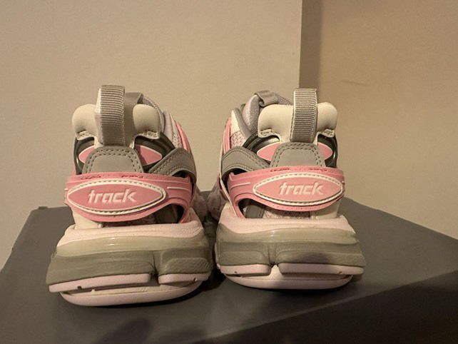 Balenciaga o1mt1gz0625 Track 1.0 Sneakers in Multicolor Size US 6 / IT 36 - 4 Thumbnail