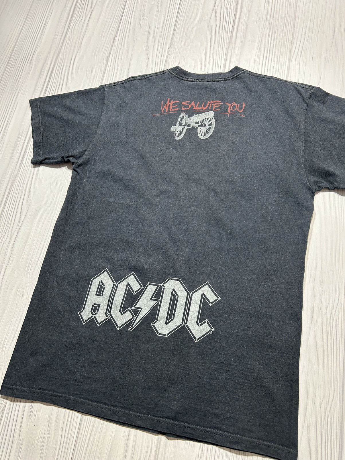 Band Tees Vintage 2004 AC DC For Those About to Rock We Salute You Tee Size US L / EU 52-54 / 3 - 12 Thumbnail