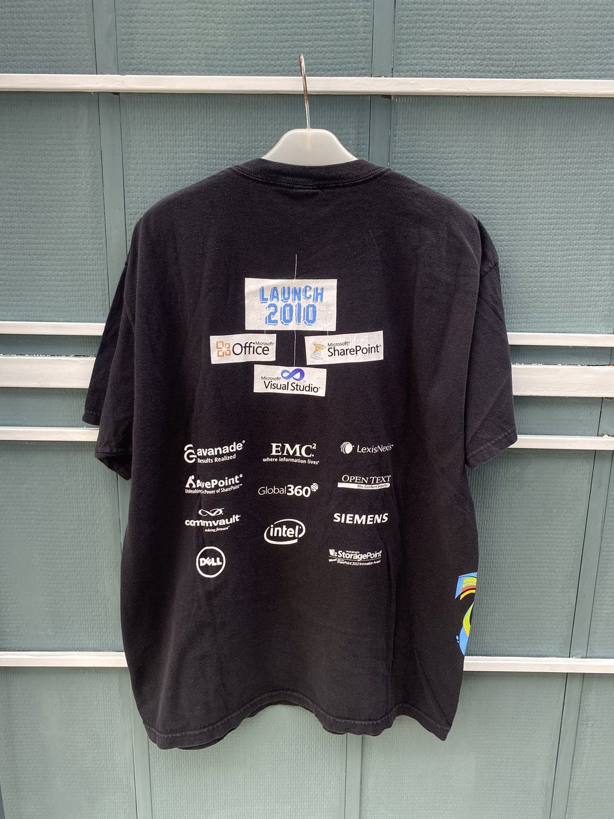 Vintage Vintage microsoft launch graphic tee Size US L / EU 52-54 / 3 - 5 Thumbnail