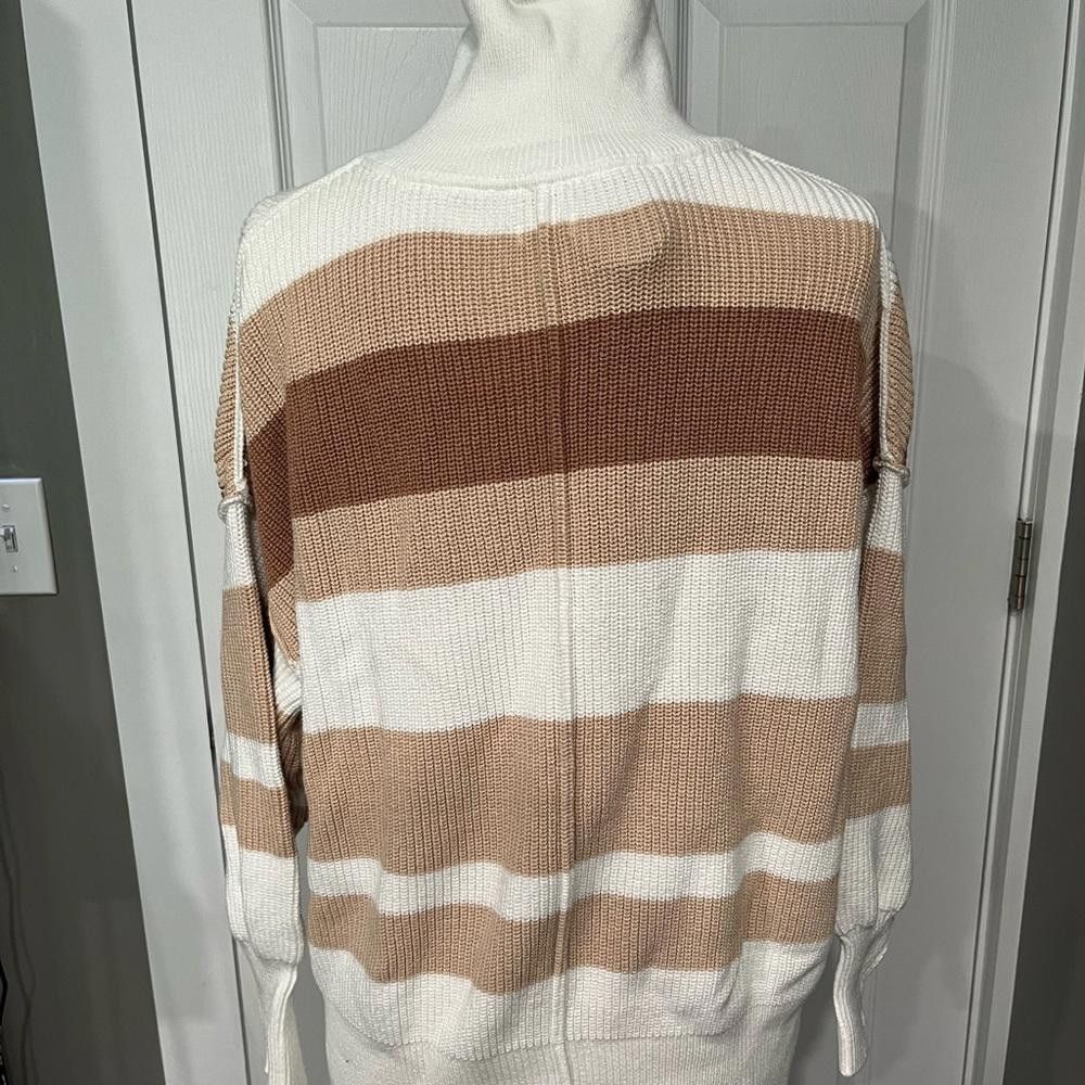 Designer Aerie oversized cowl neck sweater Size S / US 4 / IT 40 - 6 Thumbnail