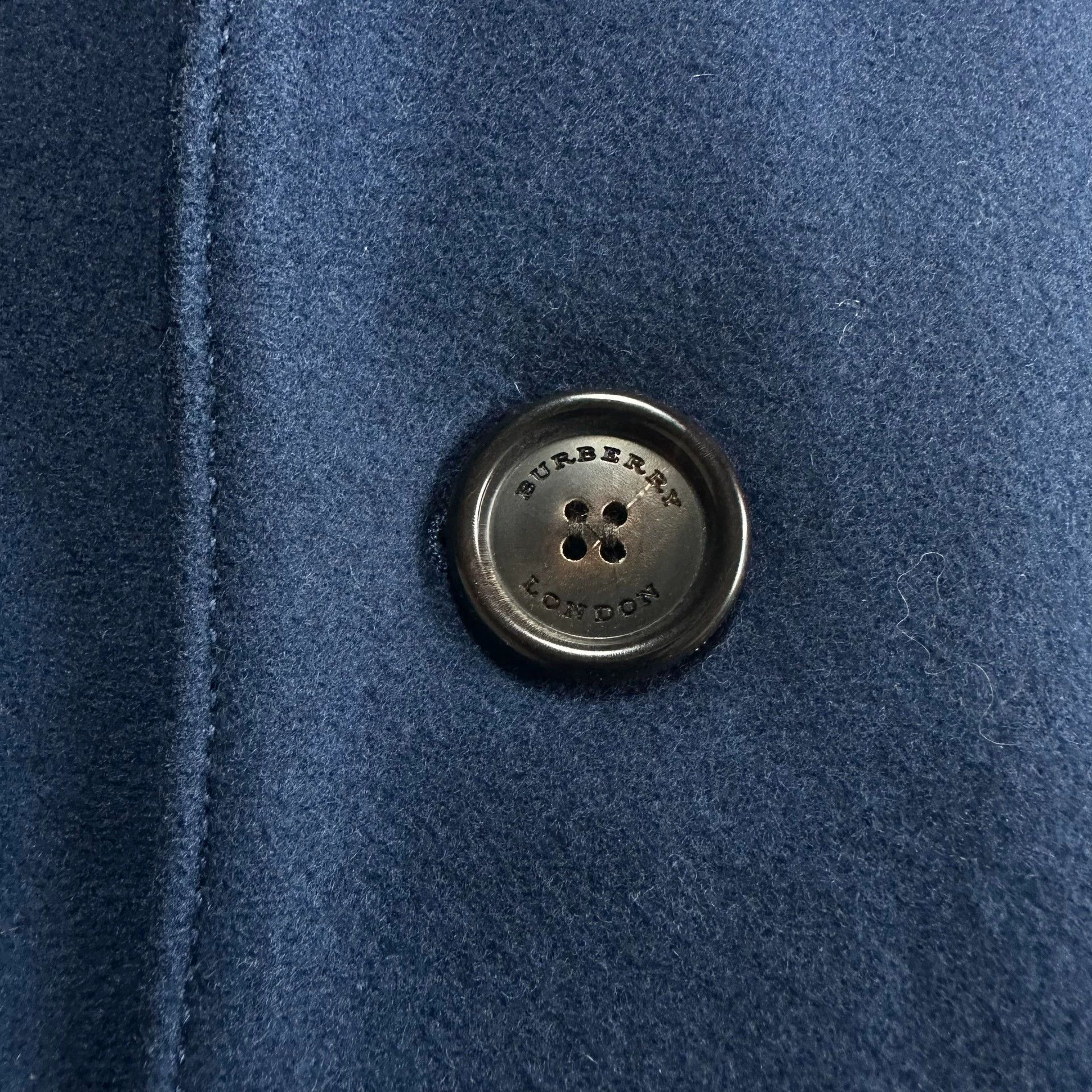 Burberry burberry blue chester coat jacket outerwear Size US L / EU 52-54 / 3 - 3 Thumbnail