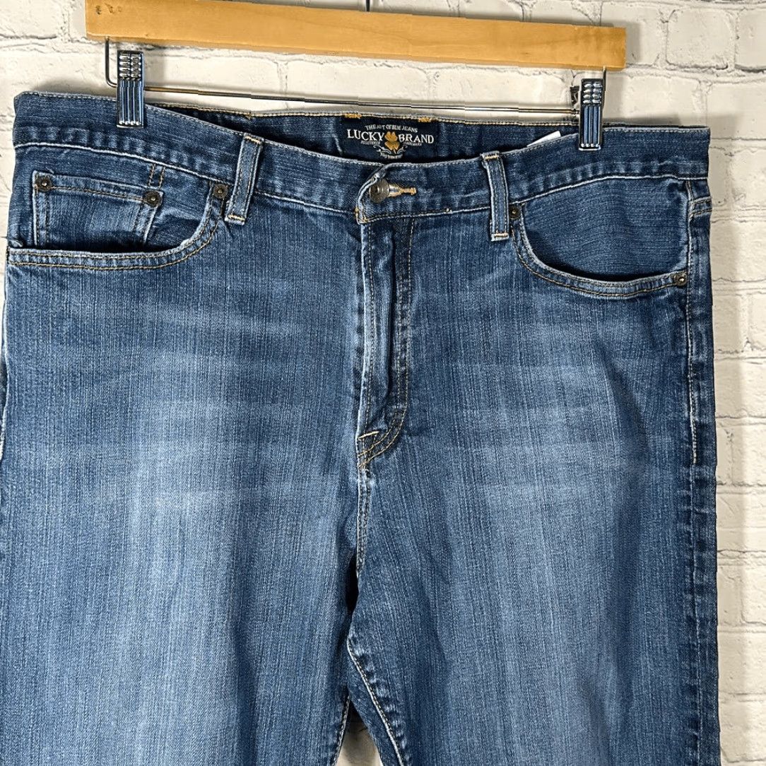 Lucky Brand Lucky Brand 329 Classic Straight Jeans Men's Blue Denim Size 38x30 Medium Wash Size US 38 / EU 54 - 2 Thumbnail