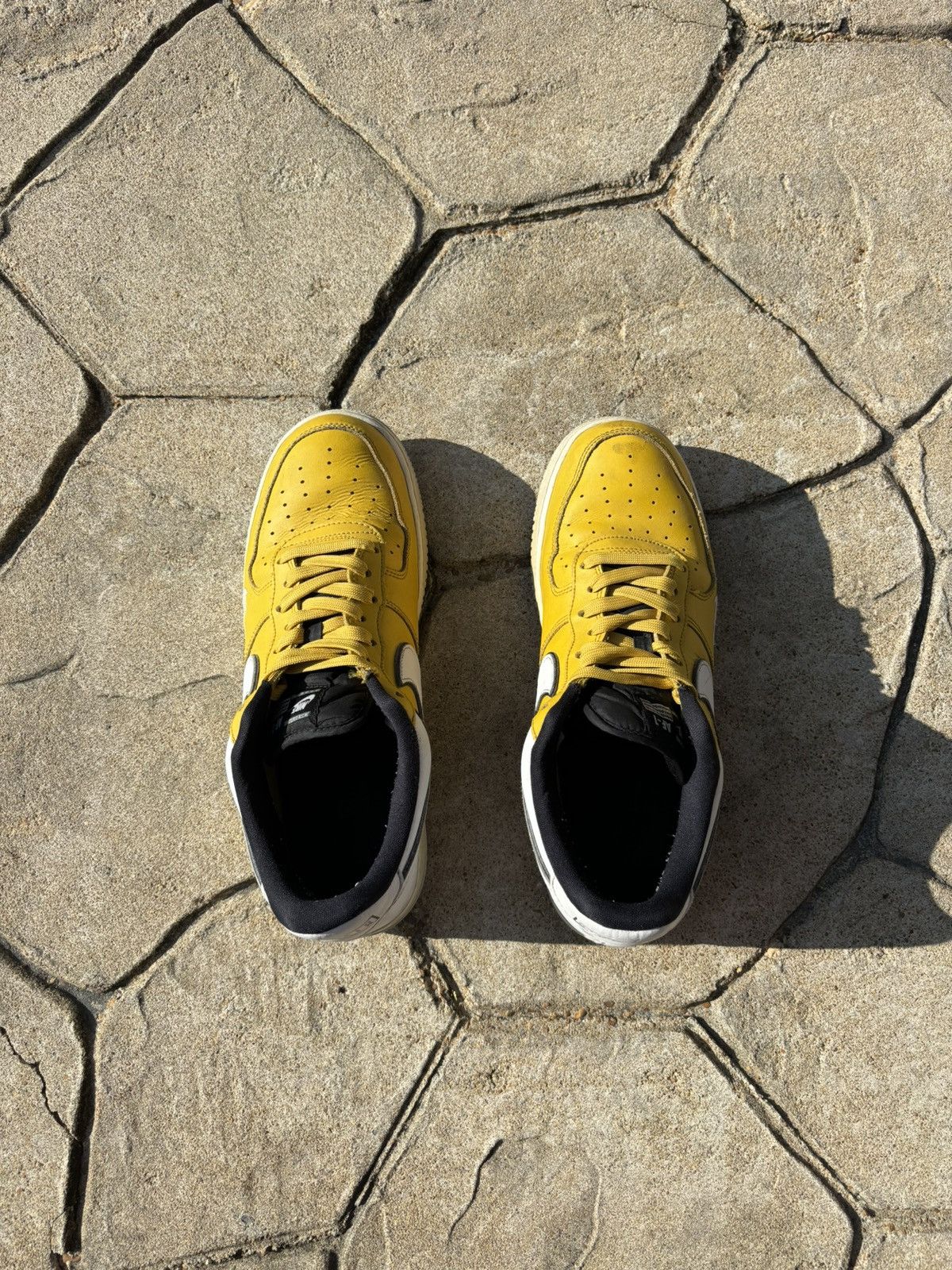Nike × Vintage Nike Air Force 1 ‘07 Yellow Low Top Sneakers Size US 10.5 / EU 43-44 - 6 Thumbnail
