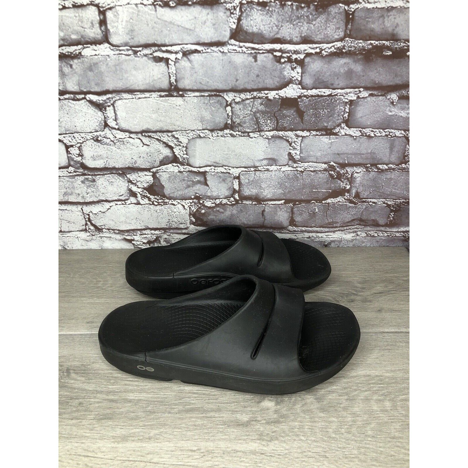 Other OOFOS Black Rubber Lightweight Recovery Slides Sandals Women Size US 10 / IT 40 - 17 Thumbnail