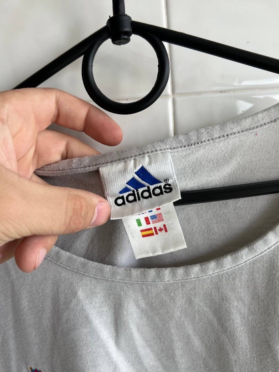 Vintage Vintage Adidas 99/00 Newcastle United Soccer Tank Top Tee Size US L / EU 52-54 / 3 - 7 Thumbnail