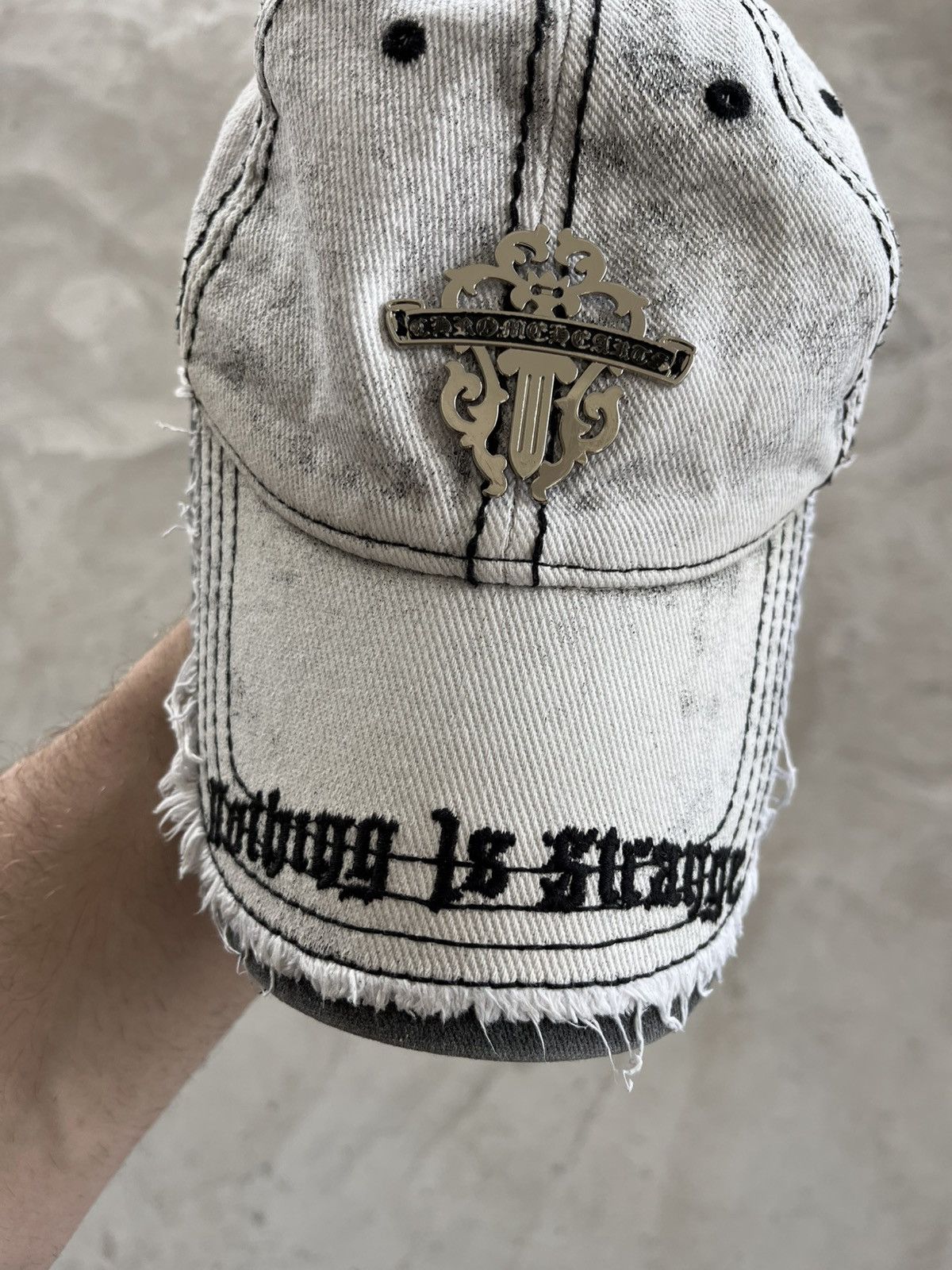 Other Vintage Chrome Hearts Style White Distressed Cap Metal Logo Size ONE SIZE - 7 Thumbnail