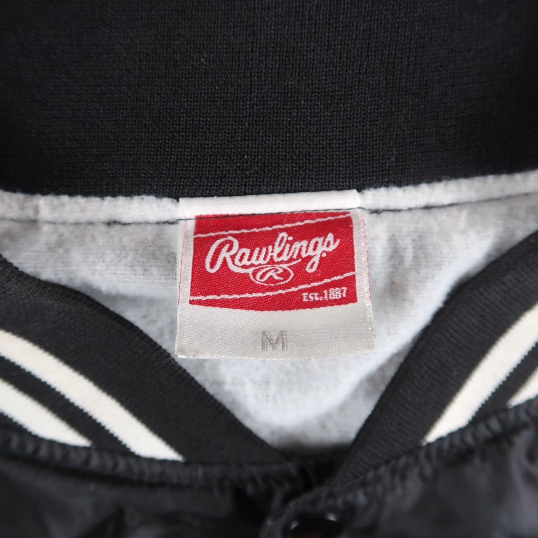 Vintage Vintage Rawlings Bomber Jacket Unisex Adults M Black Satin Accent Logo Zip Snap Casual USA Size US M / EU 48-50 / 2 - 4 Thumbnail