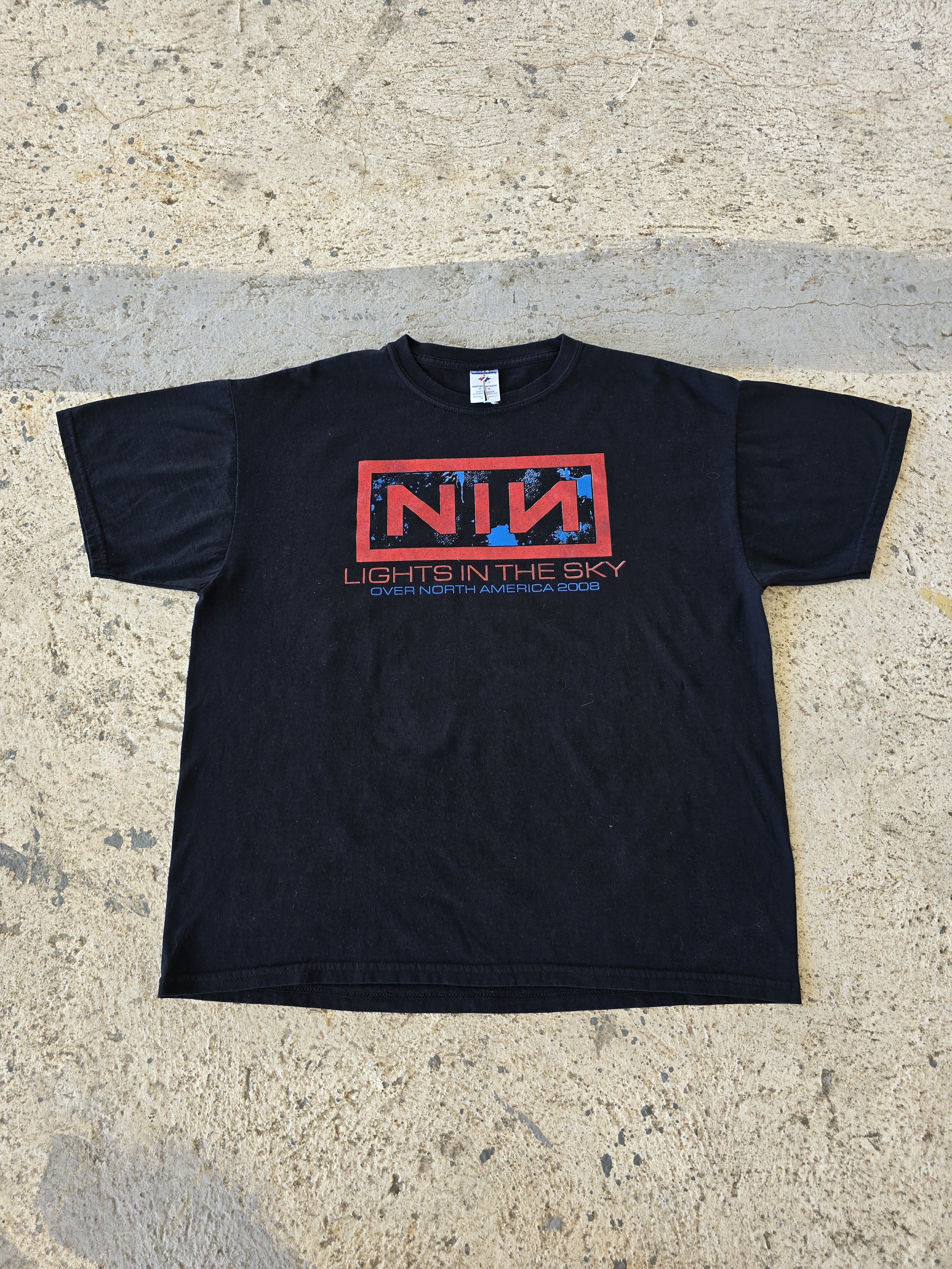 Vintage Nine Inch Nails 2008 Tour Tee Bootleg Size US XL / EU 56 / 4 - 1 Thumbnail