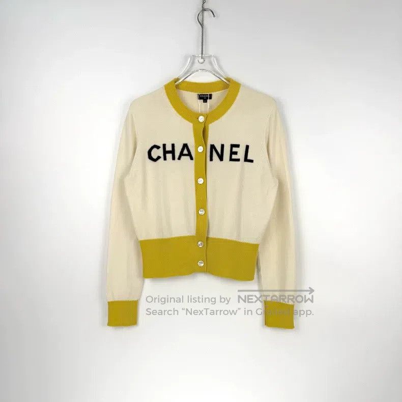 Chanel Chanel Beige yellow edge classic large logo cashmere cardi Size M / US 6-8 / IT 42-44 - 3 Thumbnail