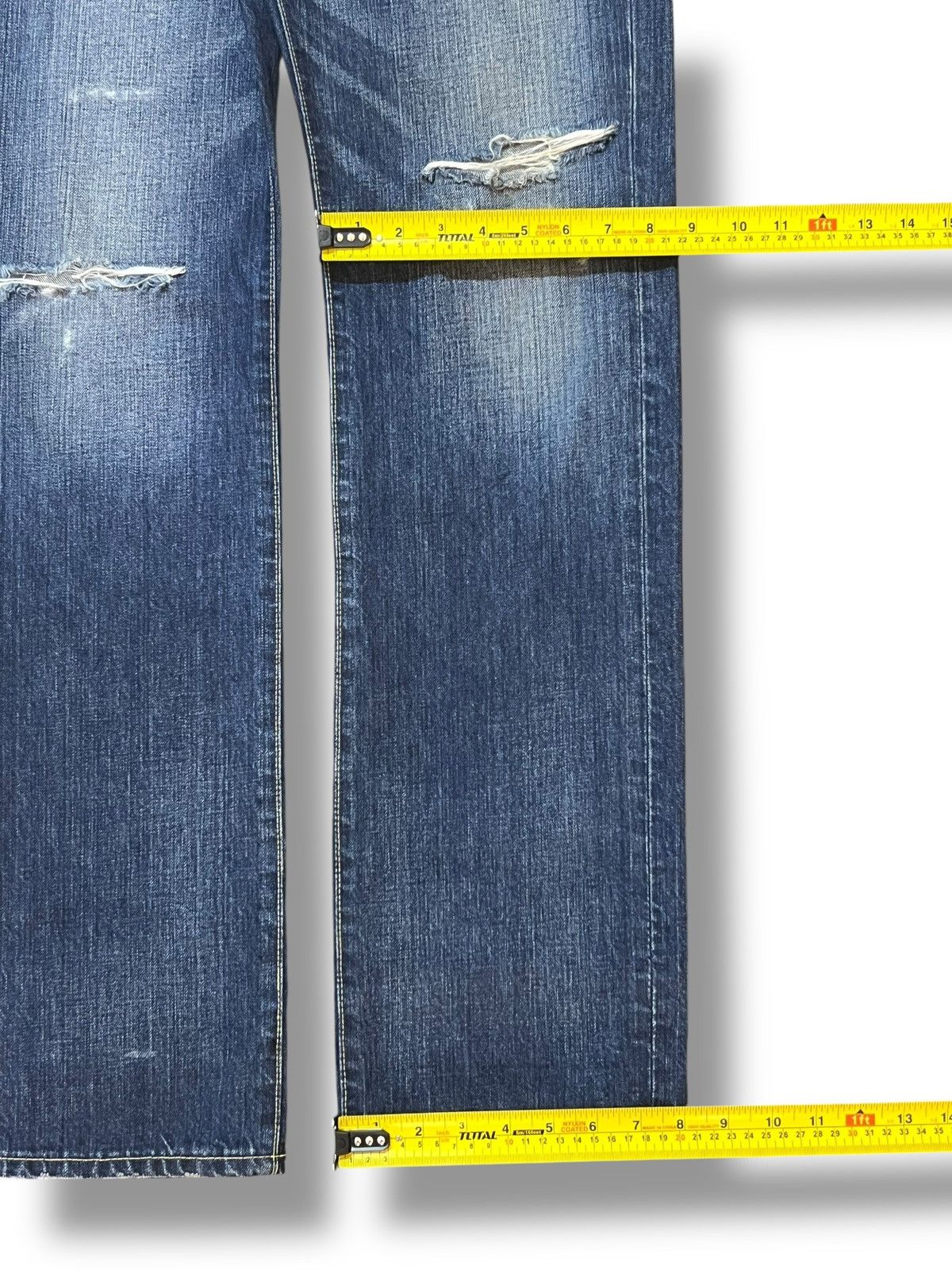 Uniqlo Uniqlo S-002 - Faded Blue Wash, Distressed Straight Jeans Size US 32 / EU 48 - 15 Thumbnail