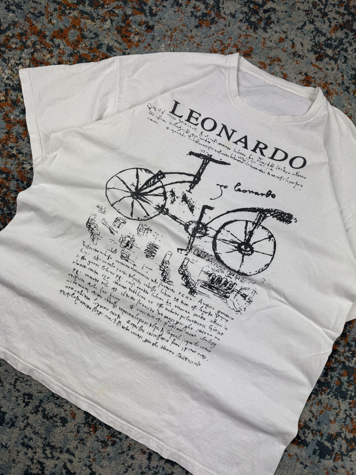 Vintage Vintage 00s Leonardo Da Vinci bicycle artwork graphic tee Size US XL / EU 56 / 4 - 3 Thumbnail