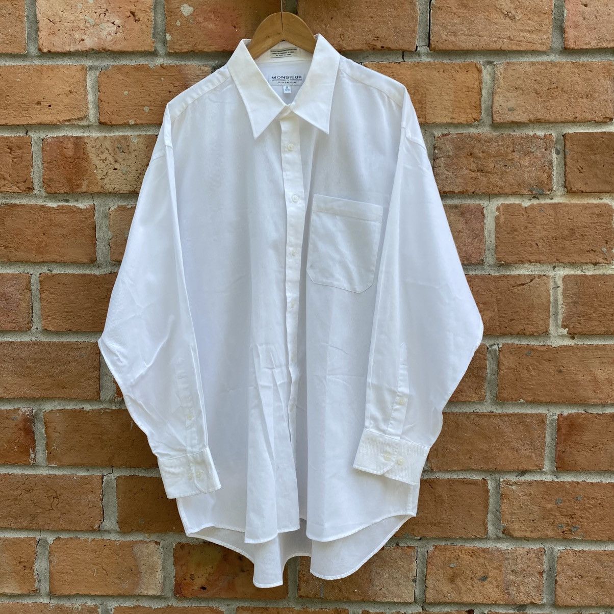 Givenchy GIVENCHY White Long Sleeve Button-Up Shirt Size US XL / EU 56 / 4 - 1 Thumbnail