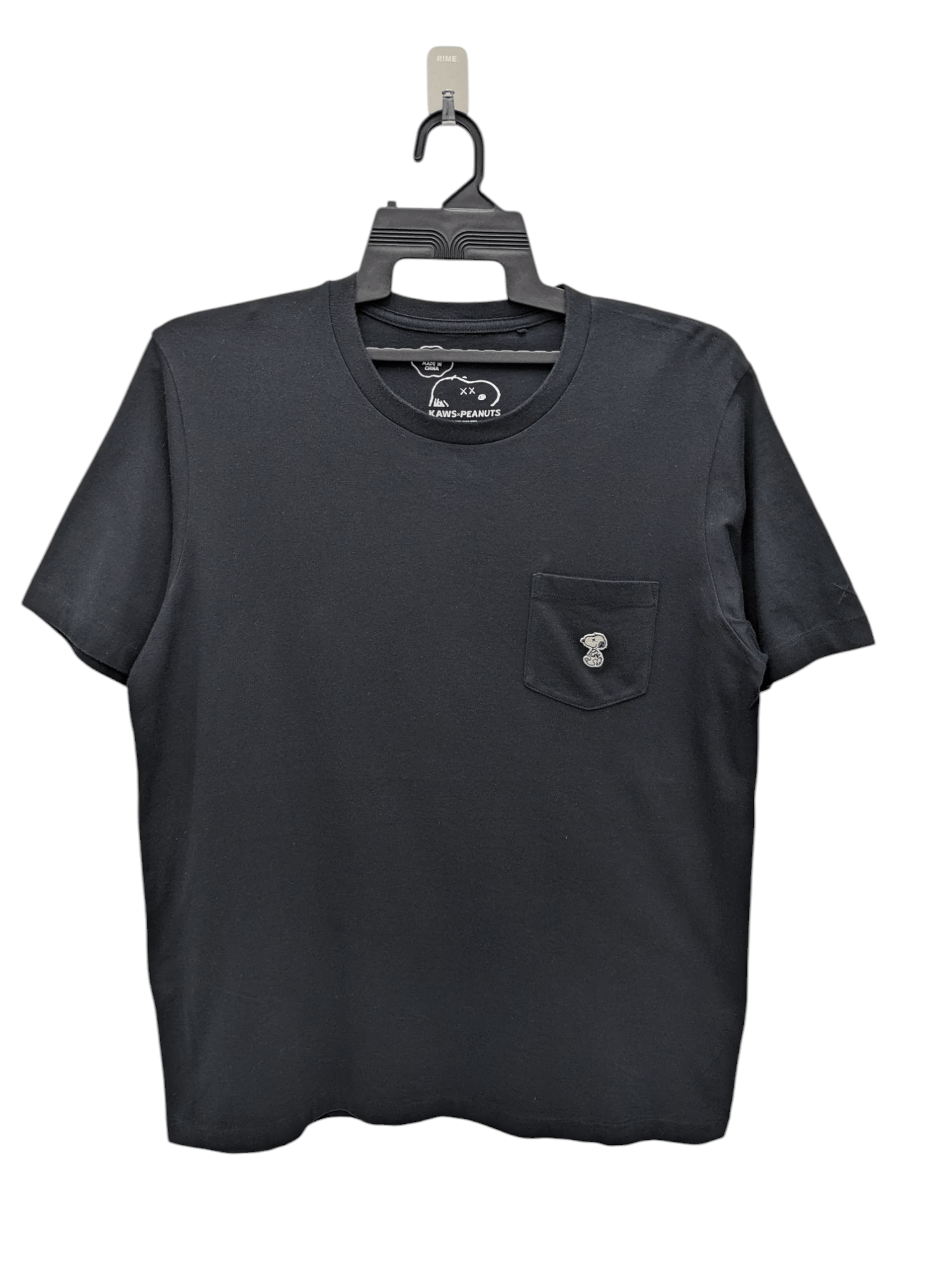 Kaws × Peanuts KAWS X PEANUTS X JAPANESE BRAND UNIQLO TSHIRT Size US XL / EU 56 / 4 - 1 Thumbnail