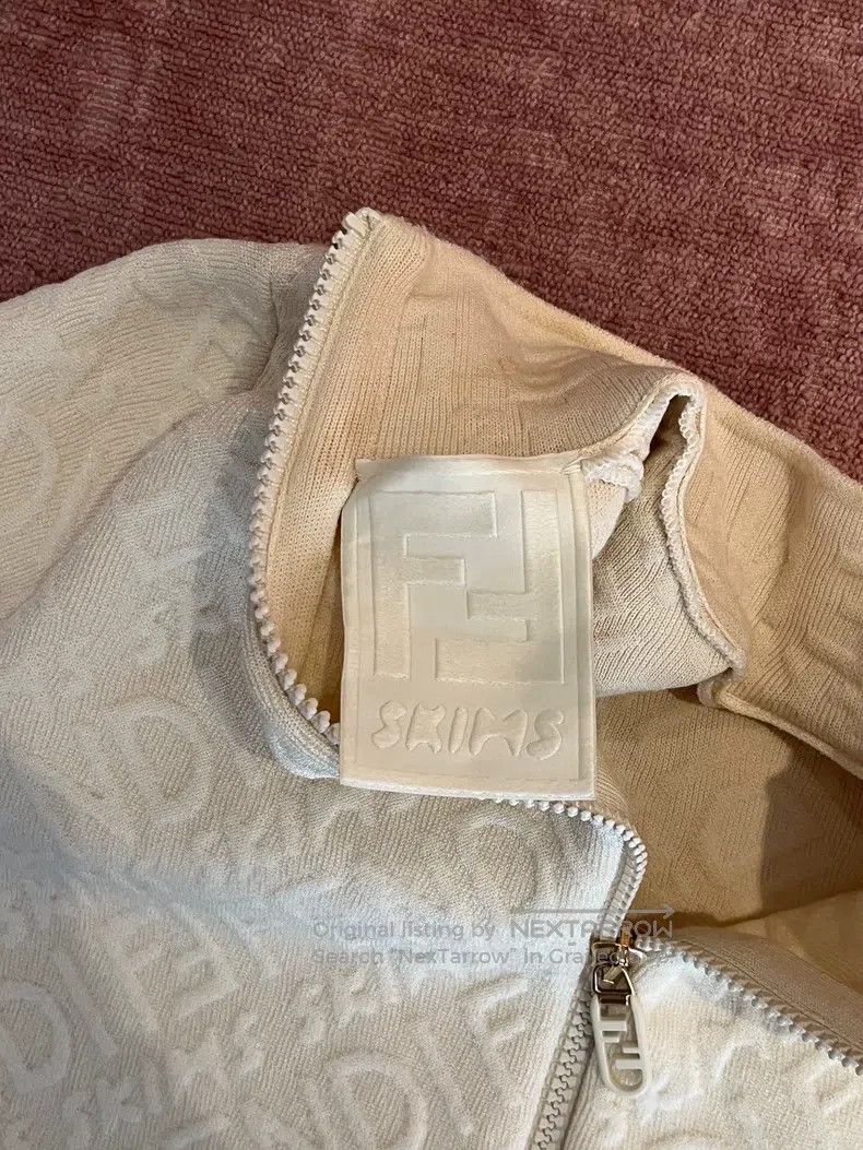 Fendi Fendi White Embossed Logo Knit Dress Size XS / US 0-2 / IT 36-38 - 4 Thumbnail