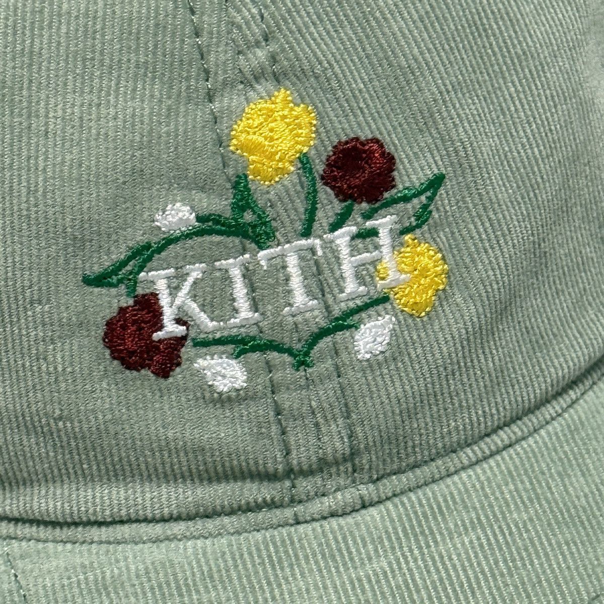 Kさん　KITH SS21 FLORAL BUCKET HAT Hat Kith Flowers Kさん KITH SS21 FLORAL BUCKET HAT Kith Bucket Hat Gem