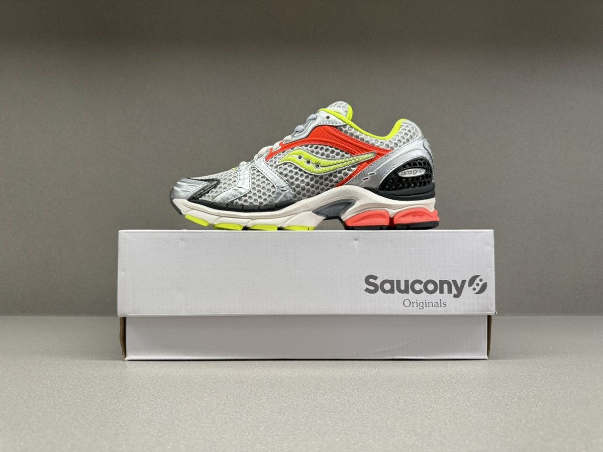 Saucony Saucony x Bellerose ProGrid Triumph 4 Silver 2024 Size US 6.5 / EU 39-40 - 2 Thumbnail