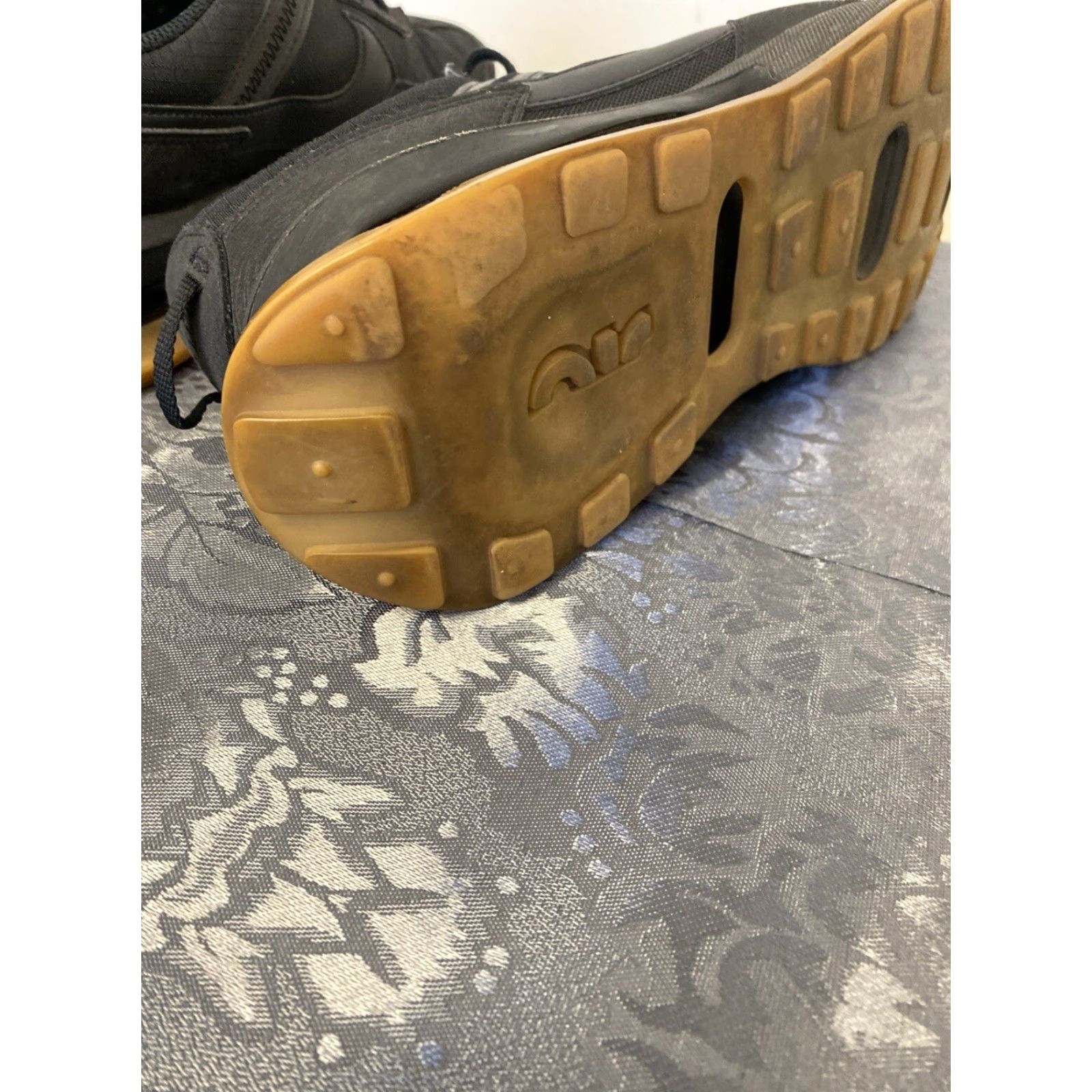Nike Nike Air Max Pre-Day Running Sneakers Black/Gum 2022 Men's Size 7.5 Size US 8 / EU 41 - 6 Thumbnail