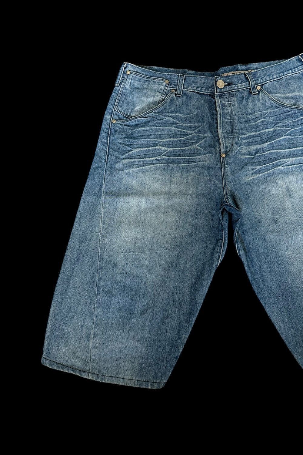 Levi's LEVI’S ENGINEERED JEANS 2009 BUCKLE CINCH BACK DENIM SHORTS Size US 38 / EU 54 - 9 Thumbnail
