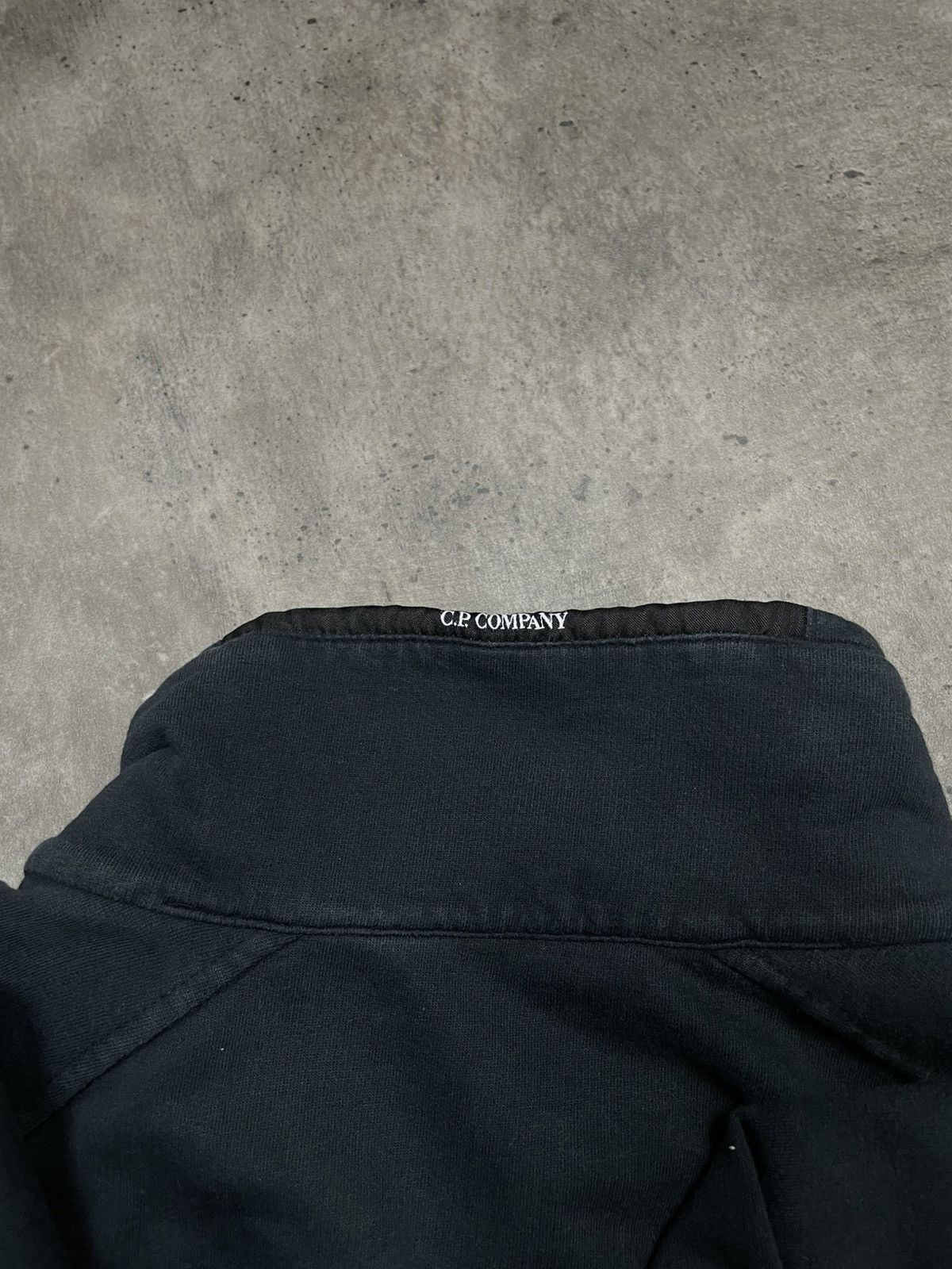 C.P. Company C.P. Company quarter Zip Size US XL / EU 56 / 4 - 13 Thumbnail