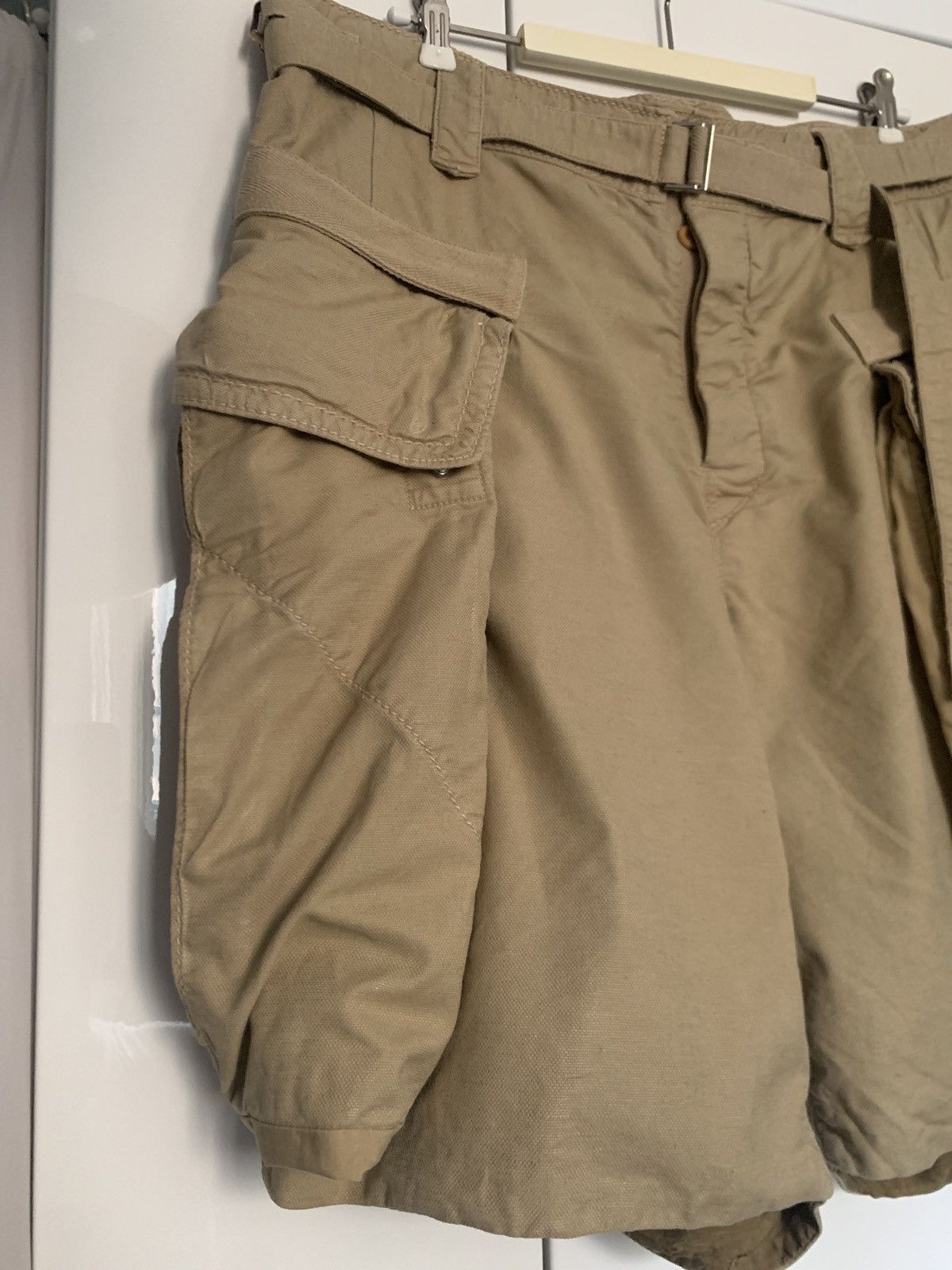 Sacai Big detachable pockets shorts Size US 35 - 2 Thumbnail