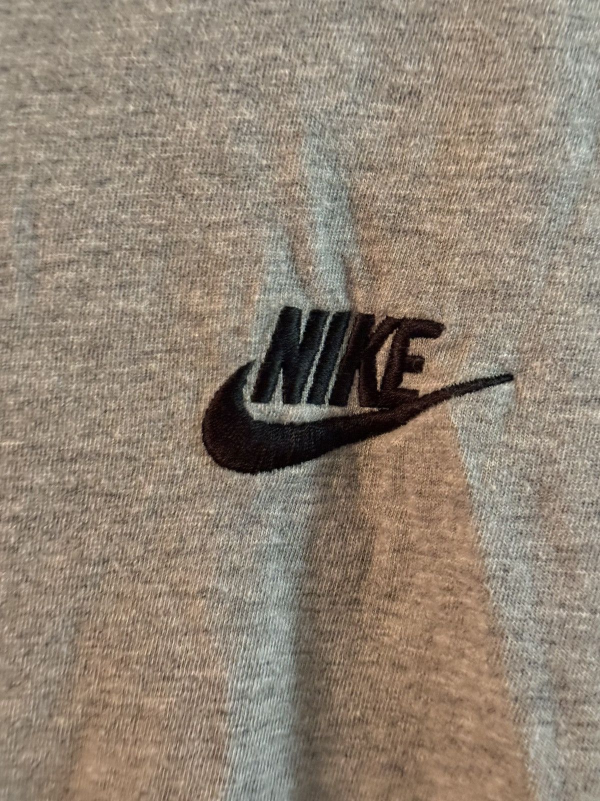Nike Men’s Grey Nike T shirt S Size US S / EU 44-46 / 1 - 2 Thumbnail