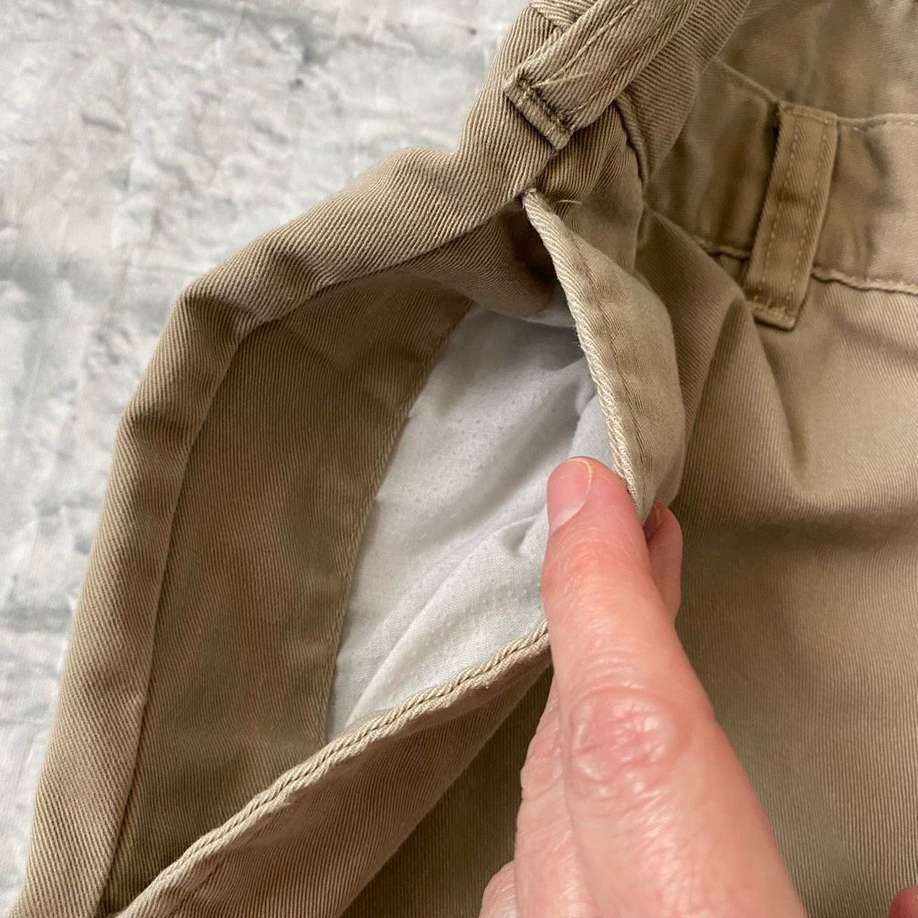 Lands' End Lands End men 30/30 cotton blend flat front tan chinos Size US 30 / EU 46 - 4 Thumbnail