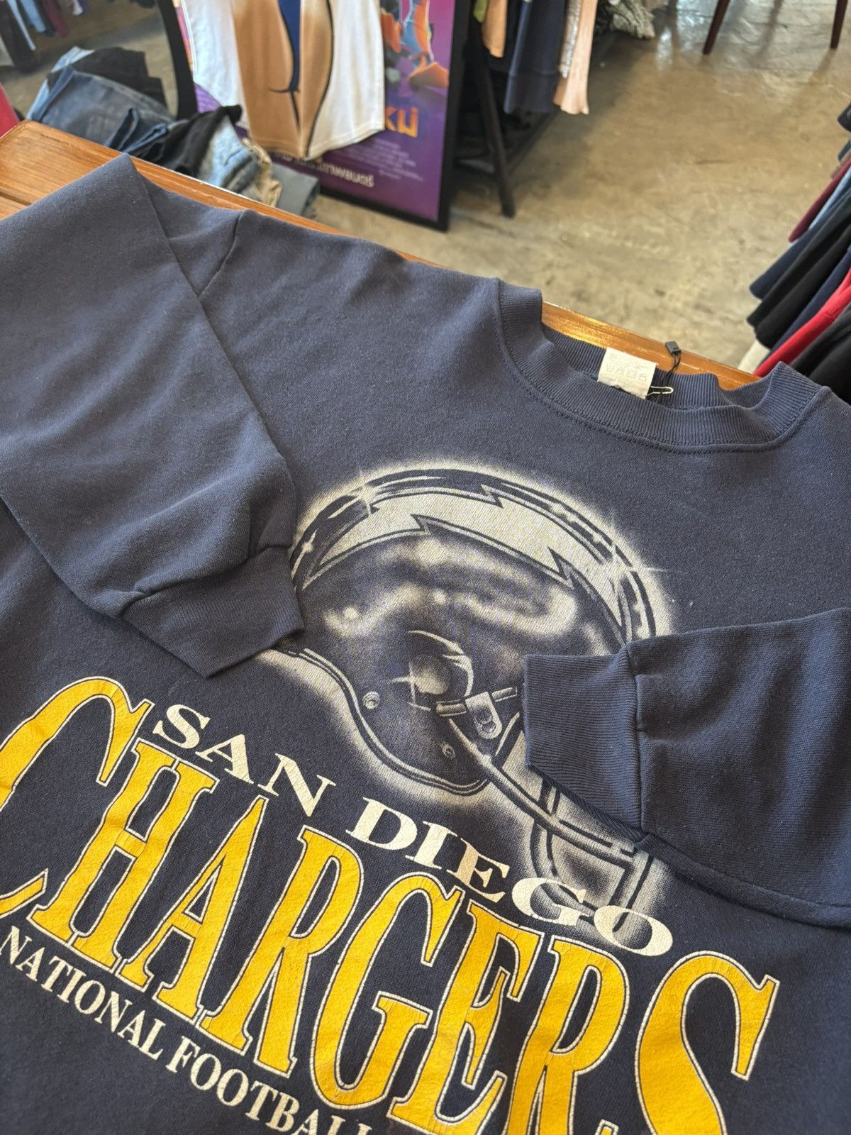 NFL Vintage 90s San Diego Chargers NFL Crewneck Sweatshirt Size US XL / EU 56 / 4 - 10 Thumbnail